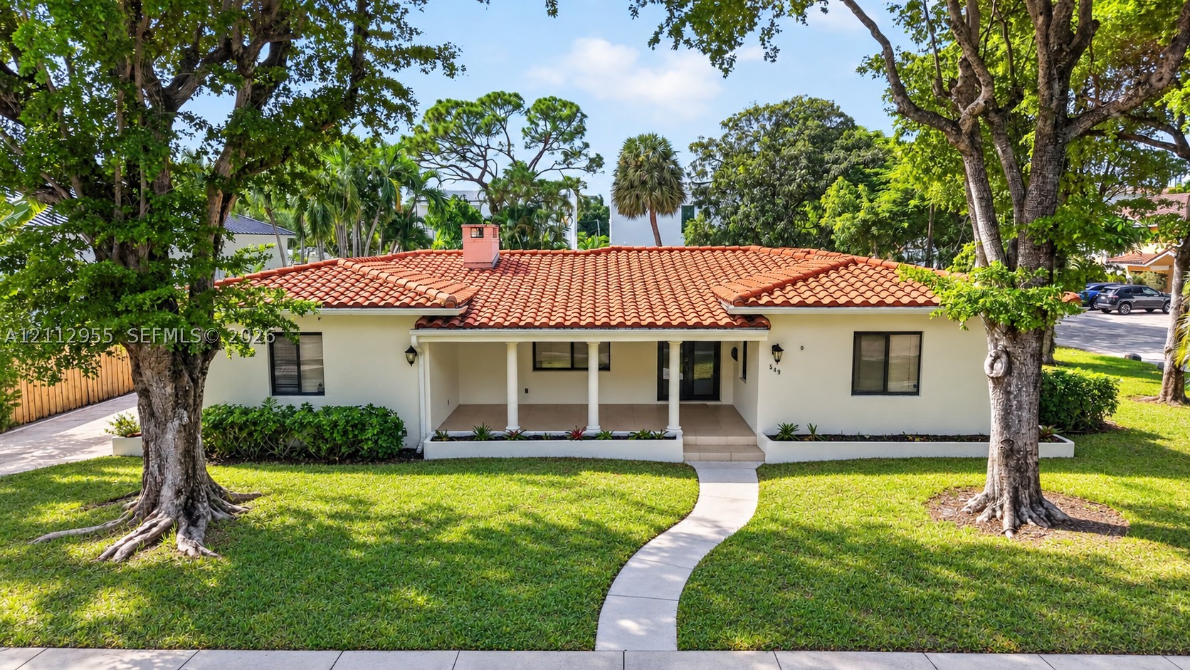 549 NE 12th Ave
