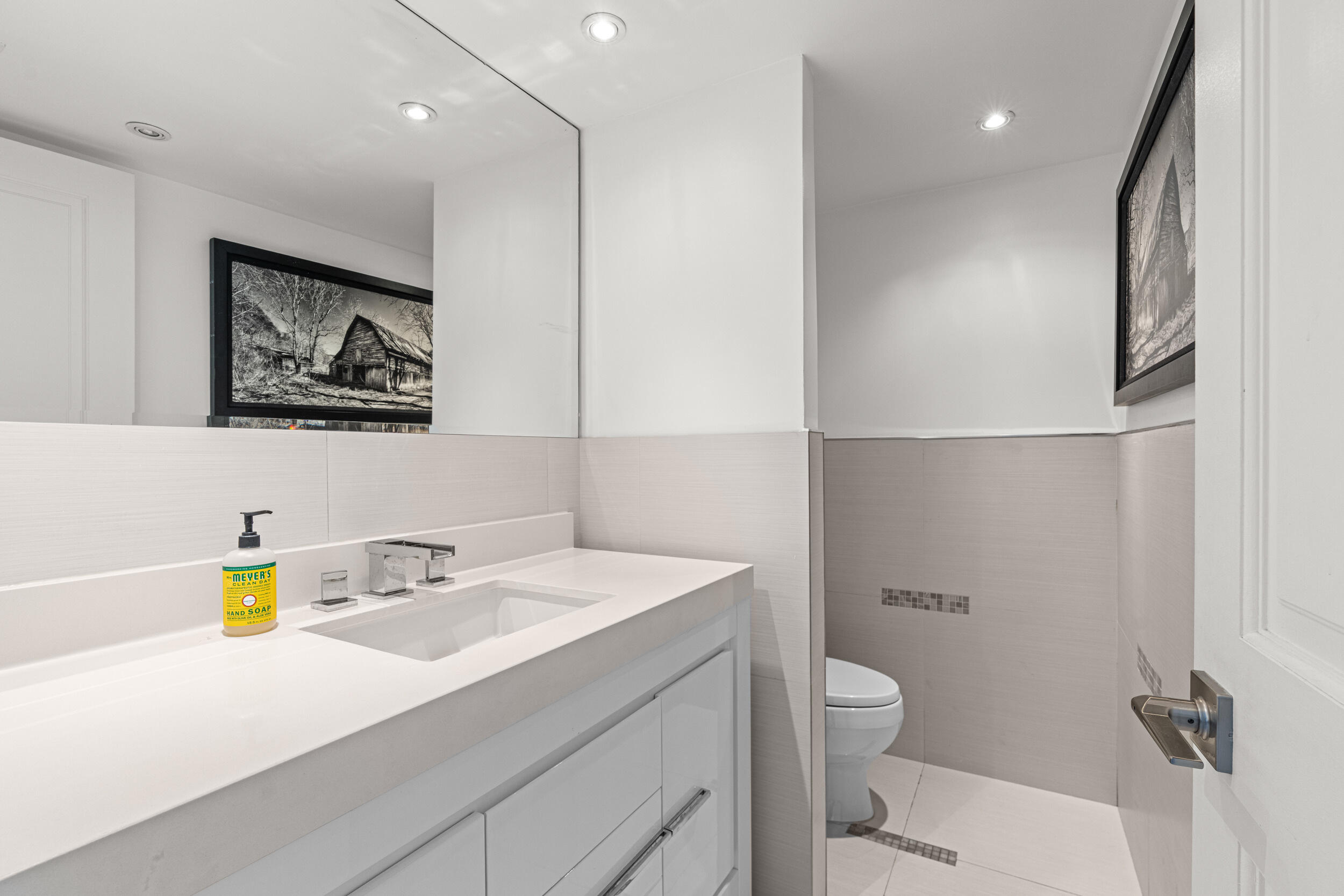 520 Brickell Key #A200 Miami, FL 33131