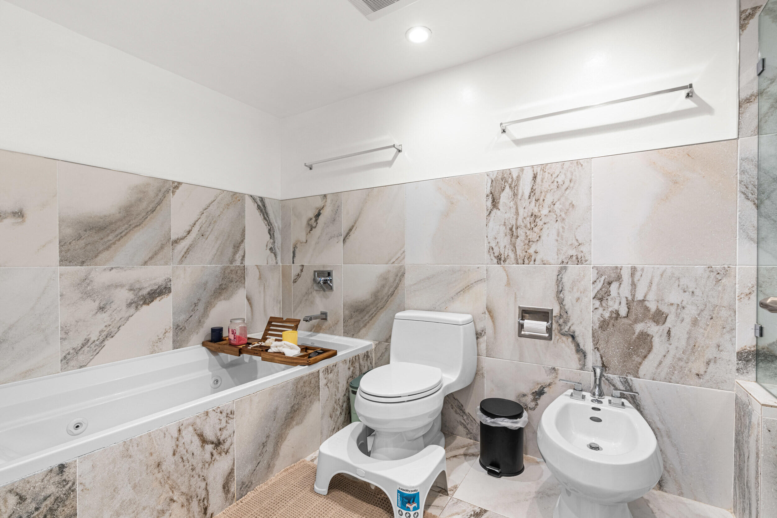 520 Brickell Key #A200 Miami, FL 33131