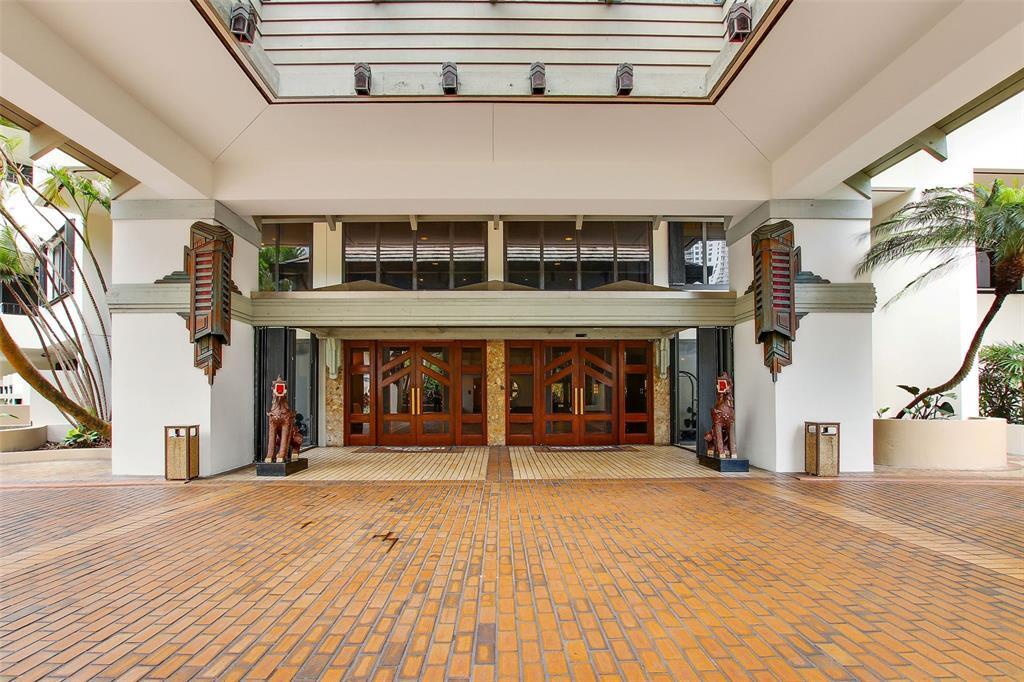 520 Brickell Key #A200 Miami, FL 33131