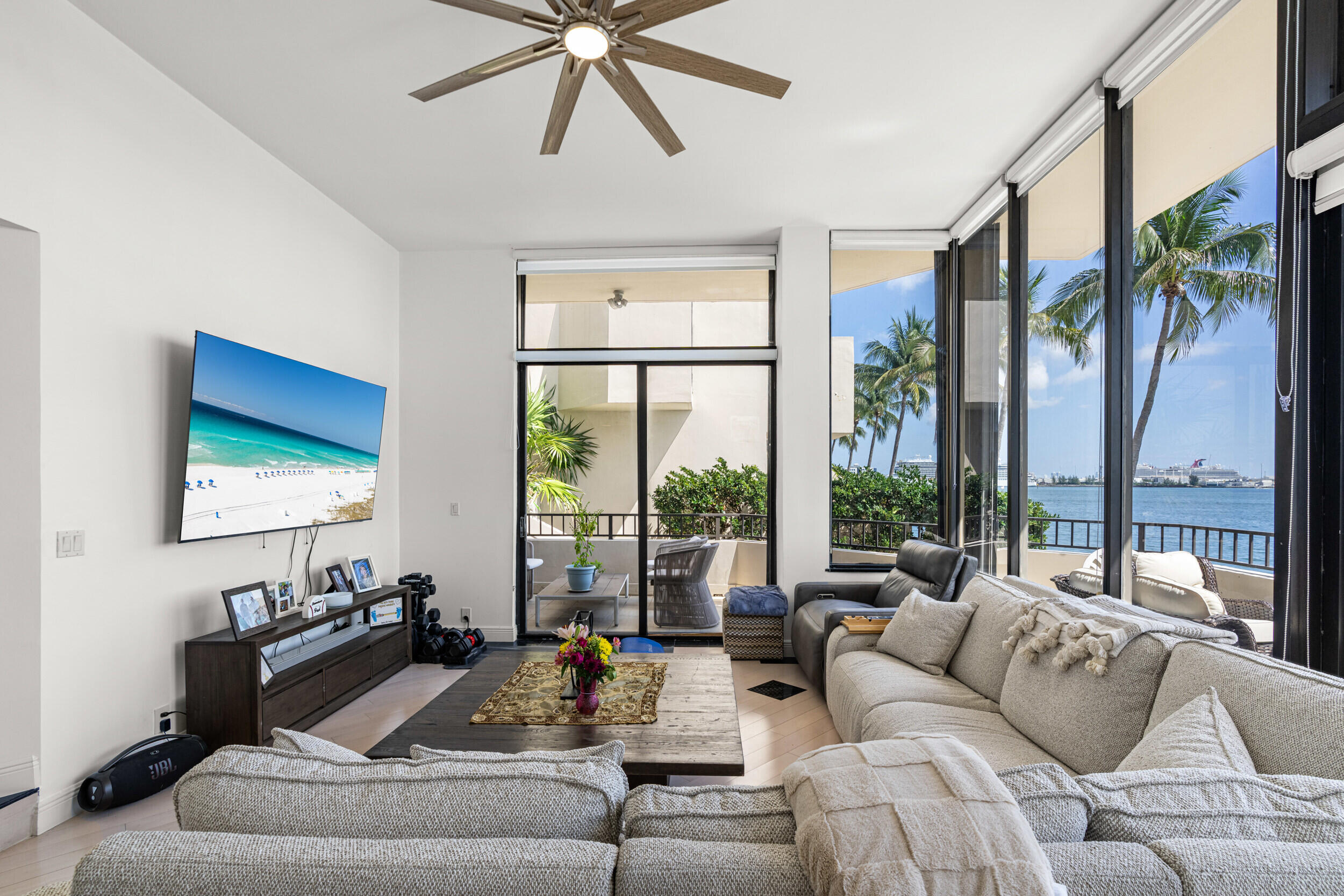 520 Brickell Key #A200 Miami, FL 33131