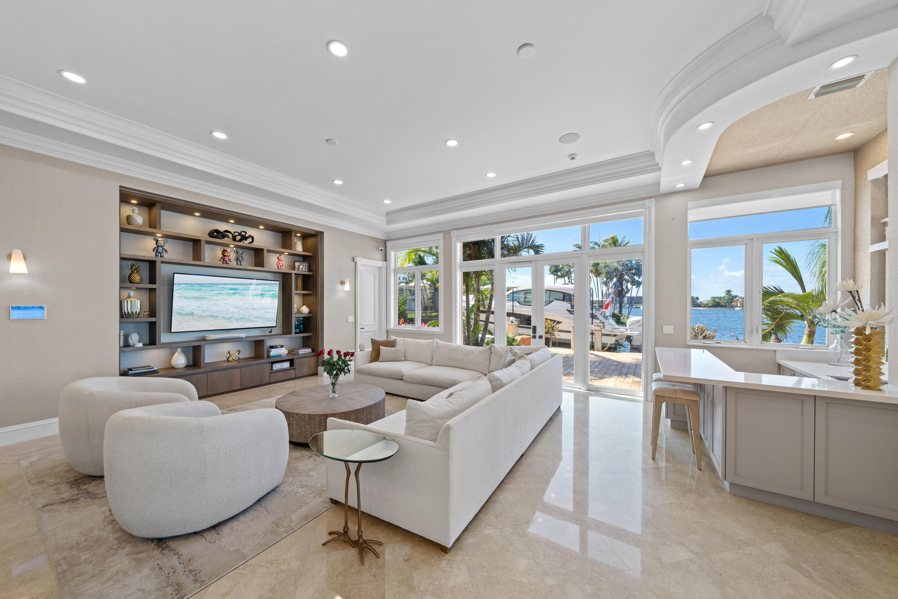 2593 SE 8th Pompano Beach, FL 33062