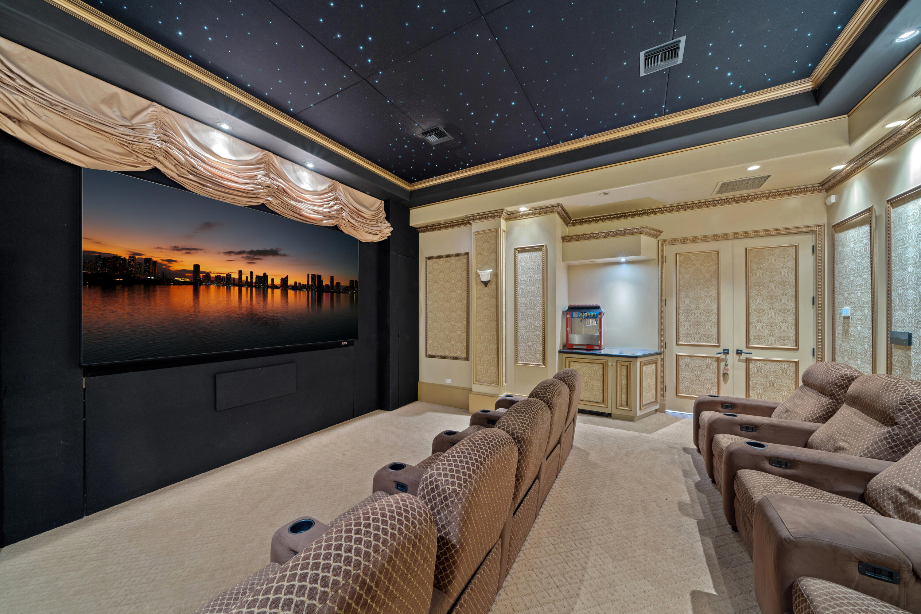 2593 SE 8th Pompano Beach, FL 33062