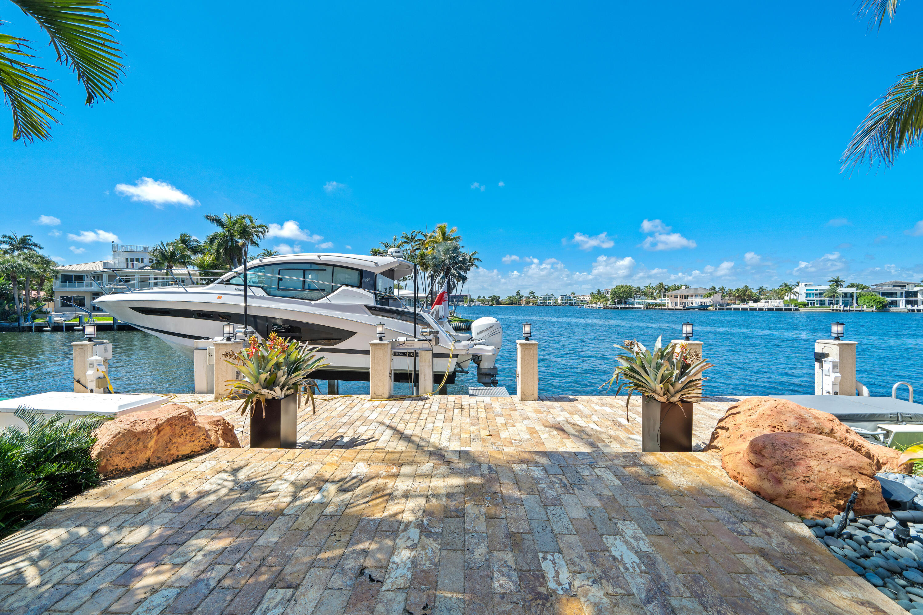 2593 SE 8th Pompano Beach, FL 33062