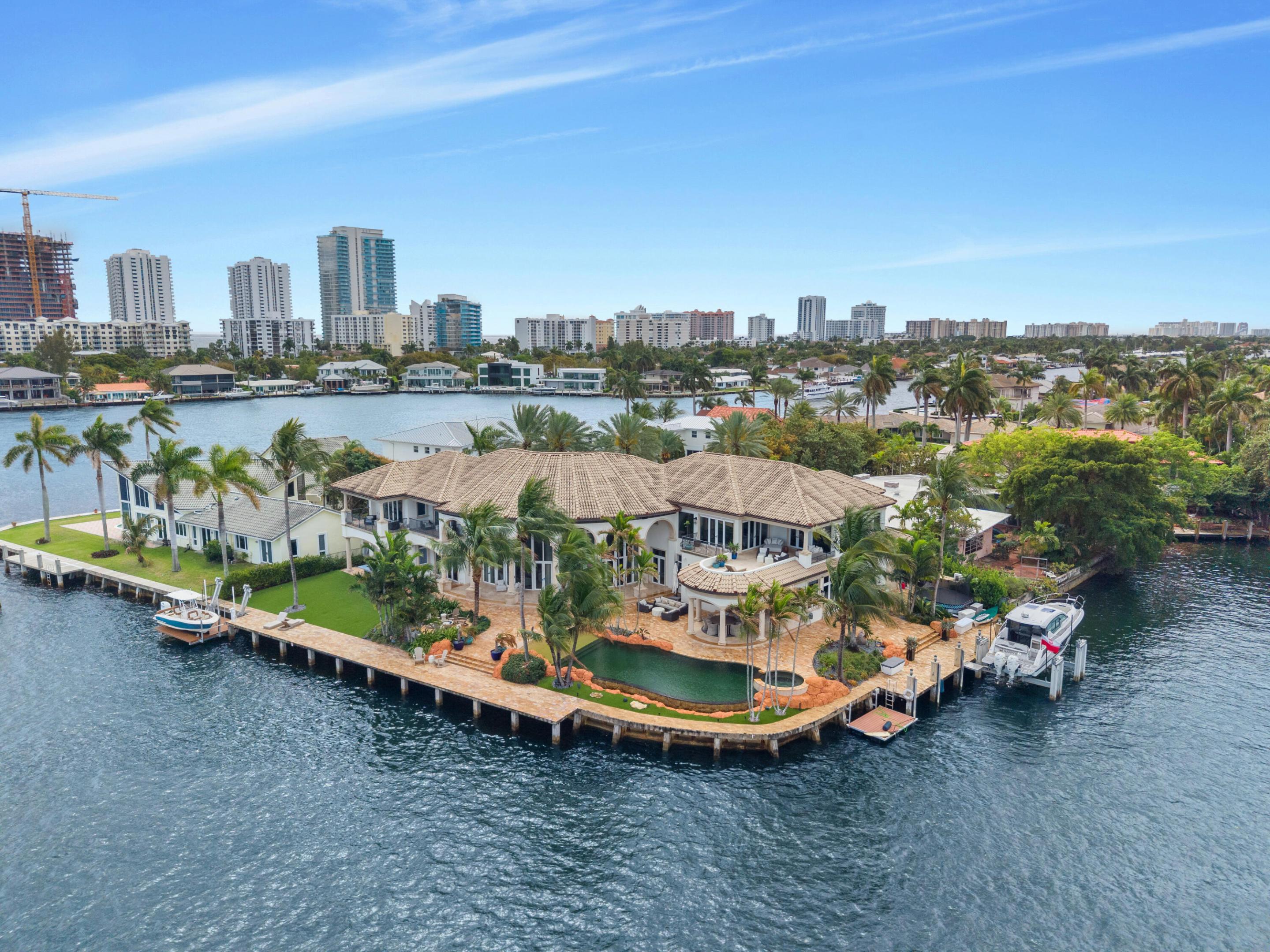 2593 SE 8th Pompano Beach, FL 33062