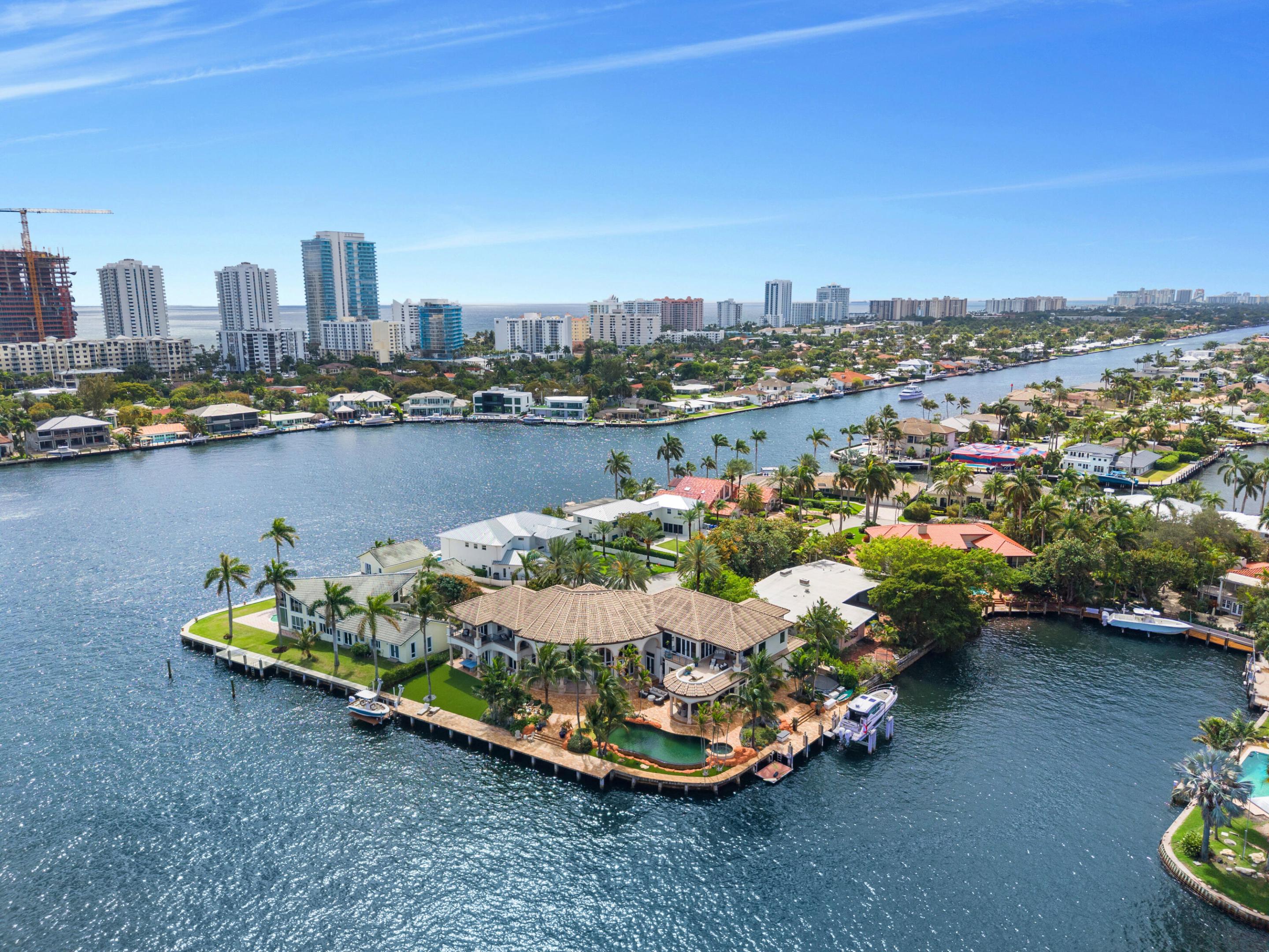 2593 SE 8th Pompano Beach, FL 33062