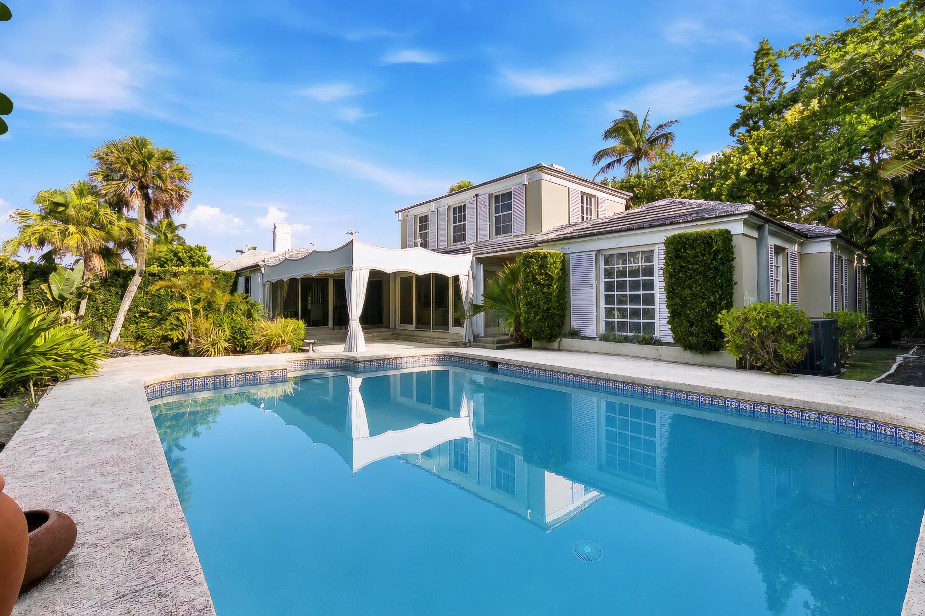109 Via Vizcaya Palm Beach, FL 33480