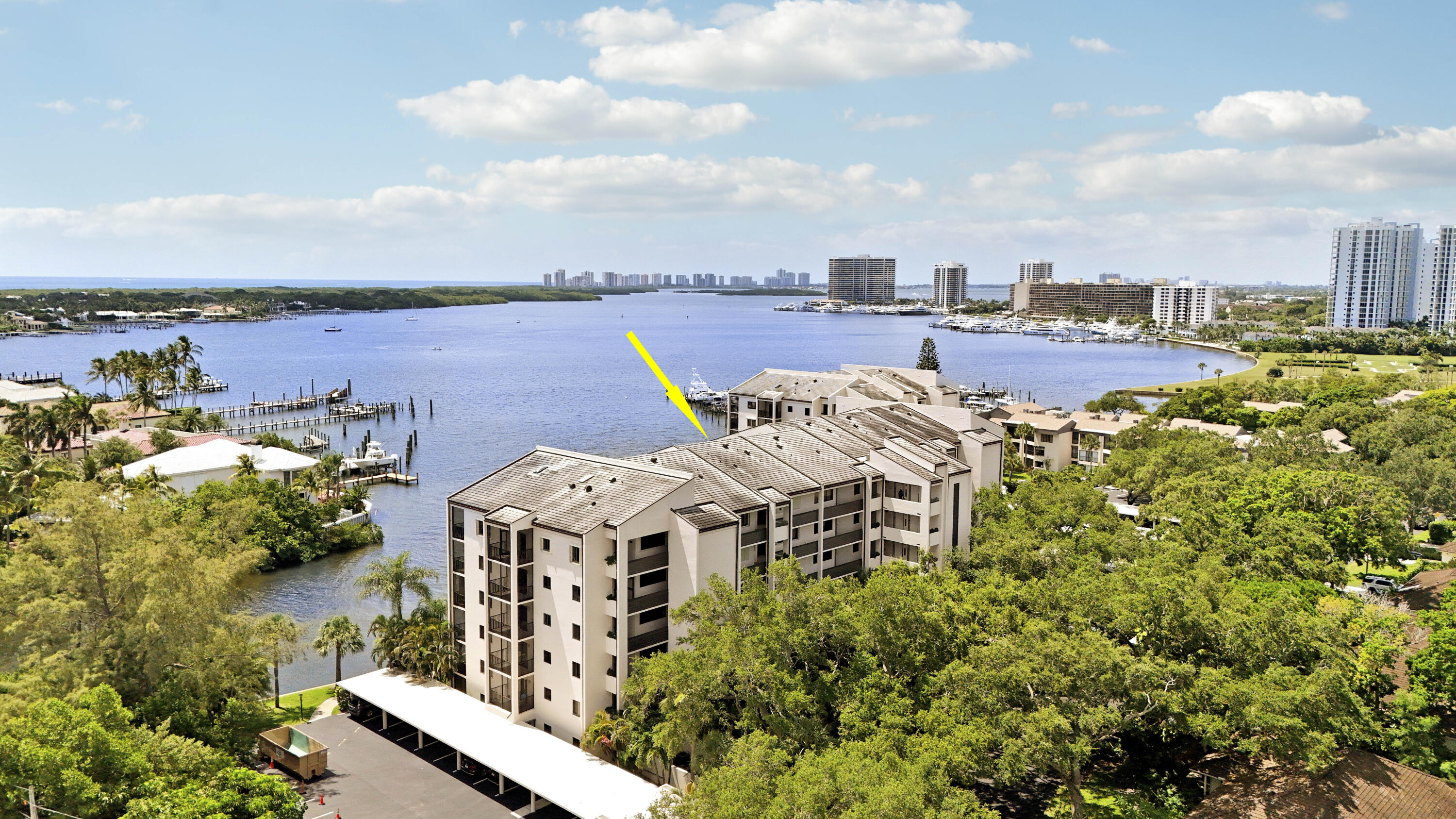 11370 Twelve Oaks #416