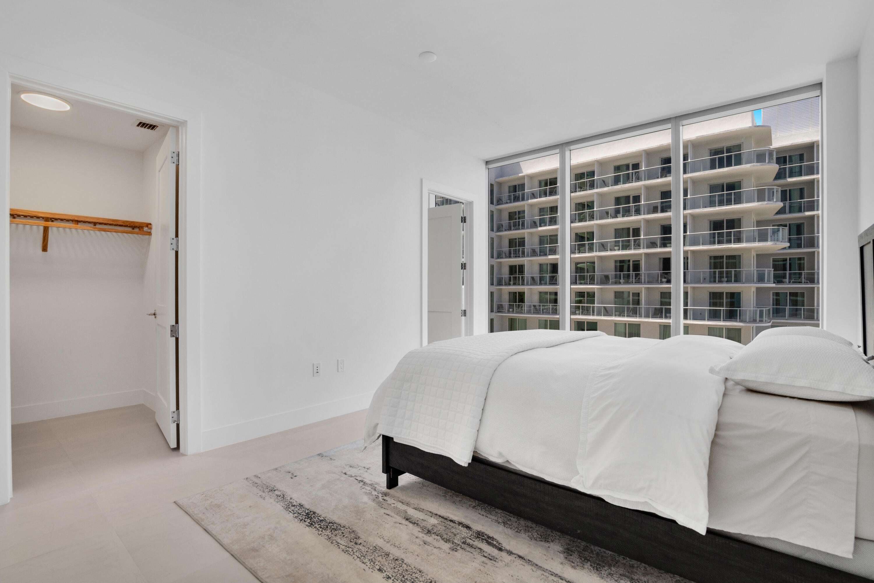 151 N Seabreeze Blvd #Unit 504 Fort Lauderdale, FL 33304
