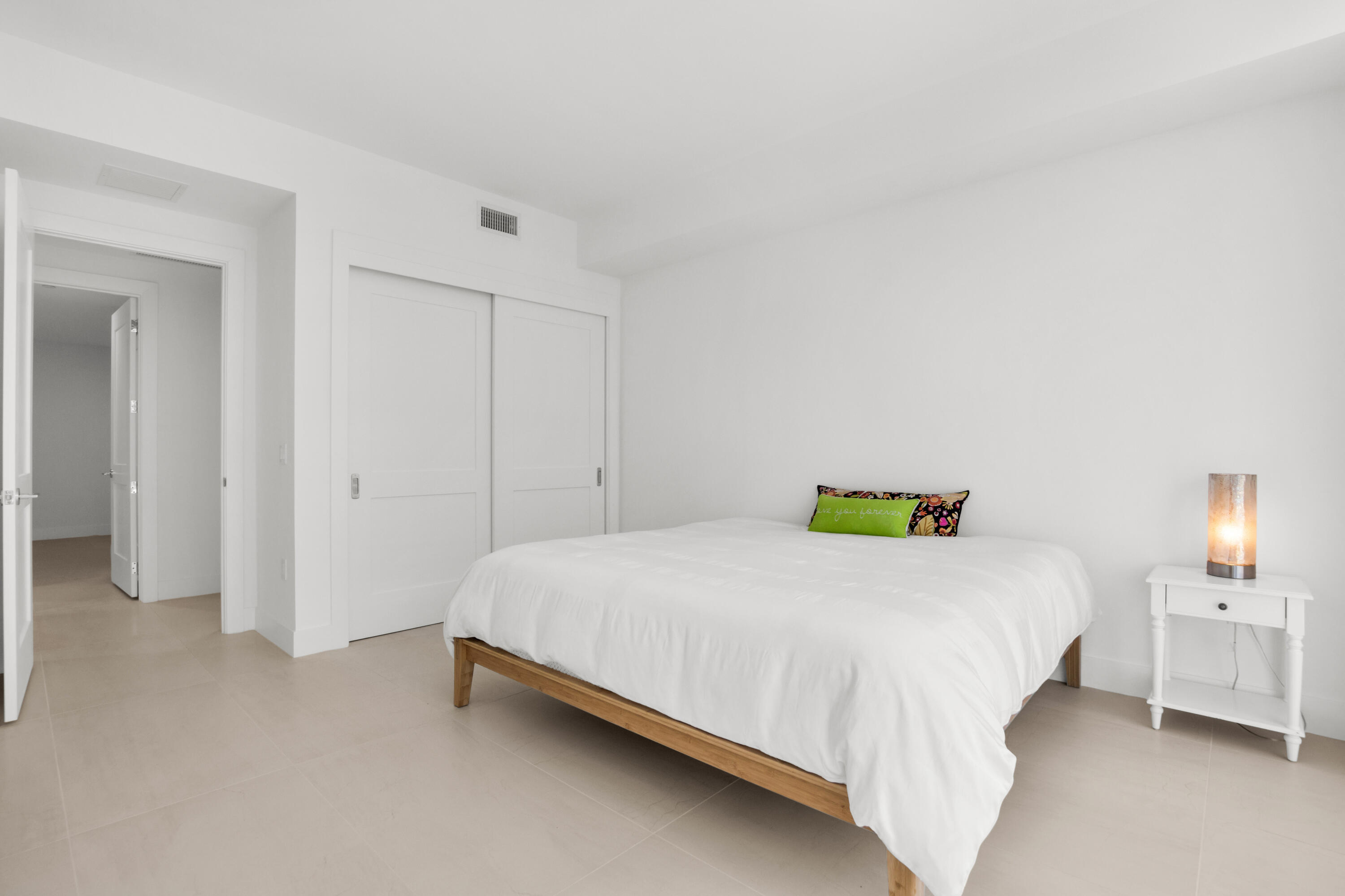 151 N Seabreeze Blvd #Unit 504 Fort Lauderdale, FL 33304