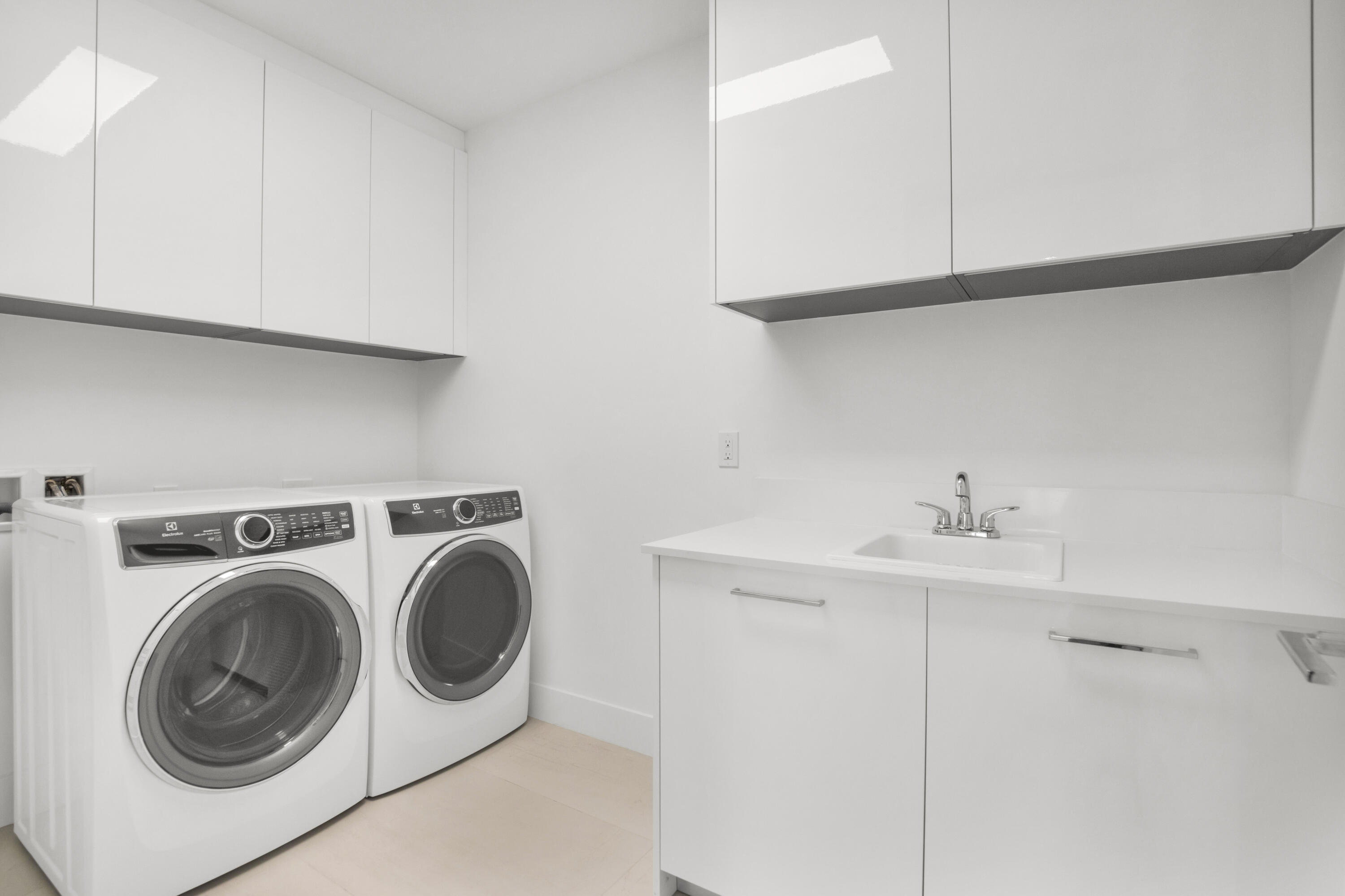 151 N Seabreeze Blvd #Unit 504 Fort Lauderdale, FL 33304