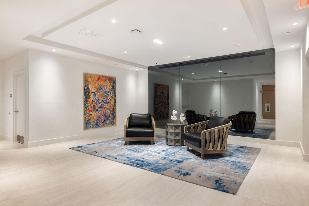 305 Briny #402 Pompano Beach, FL 33062