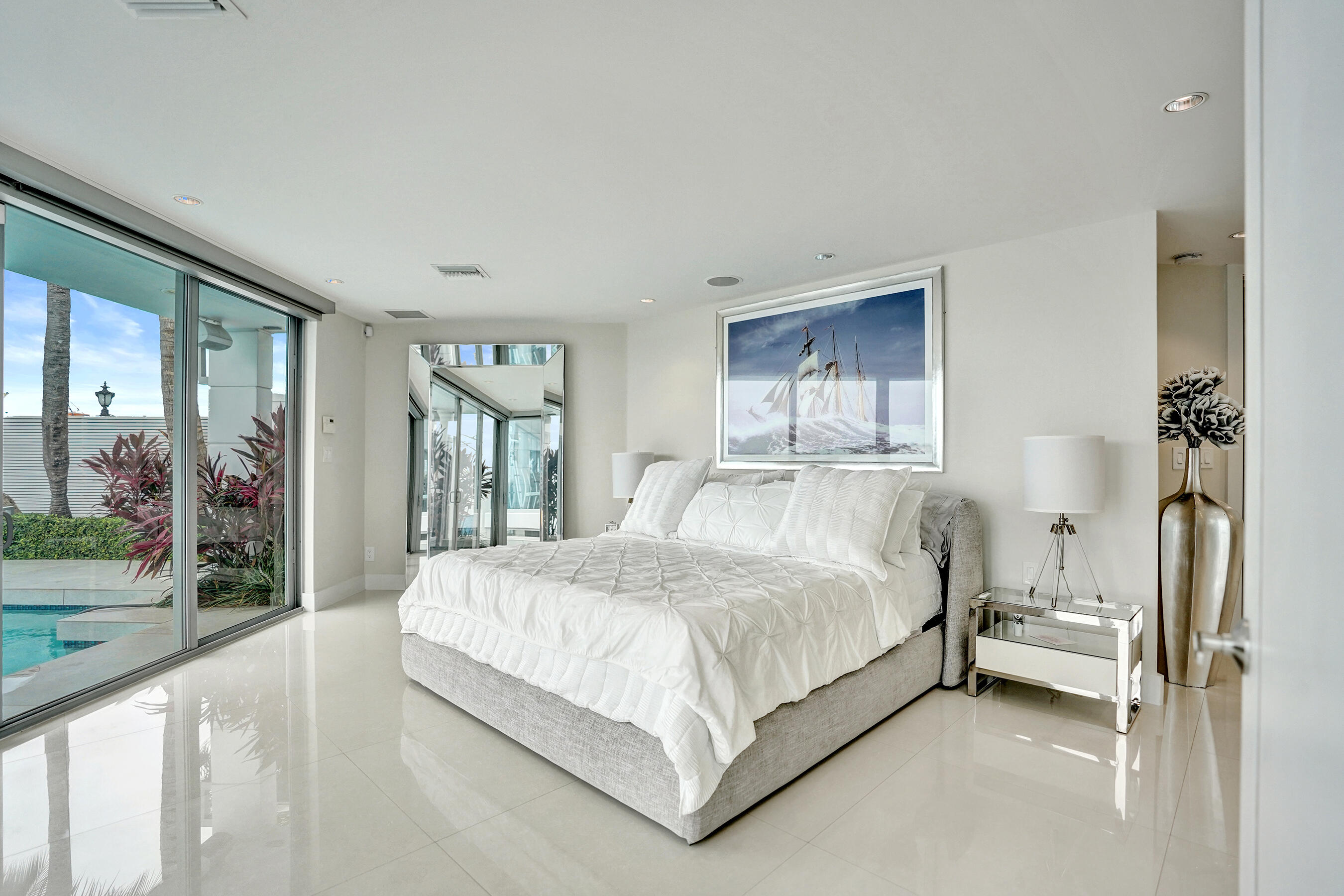 2200 SE 21st Fort Lauderdale, FL 33316