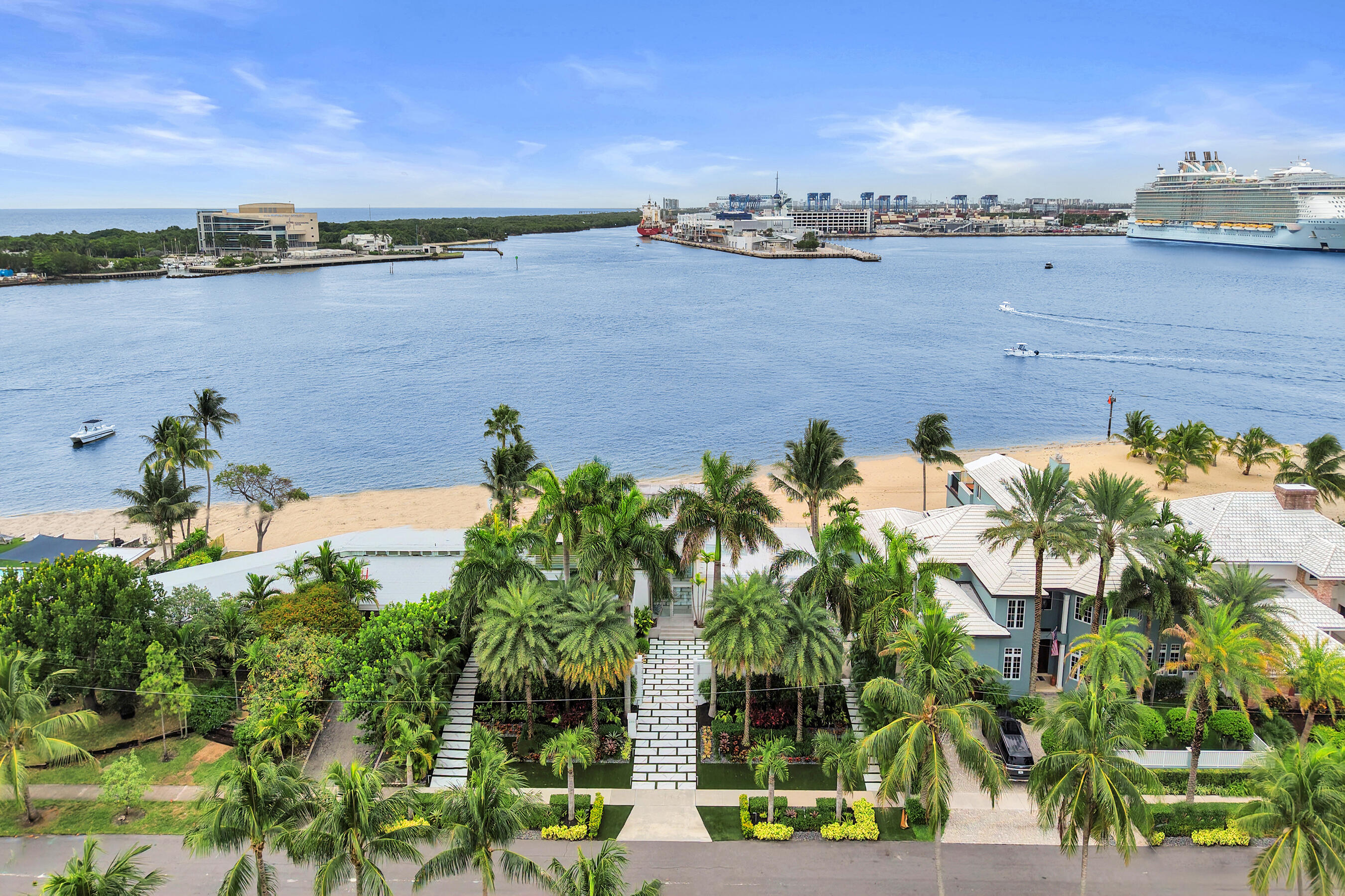 2200 SE 21st Fort Lauderdale, FL 33316