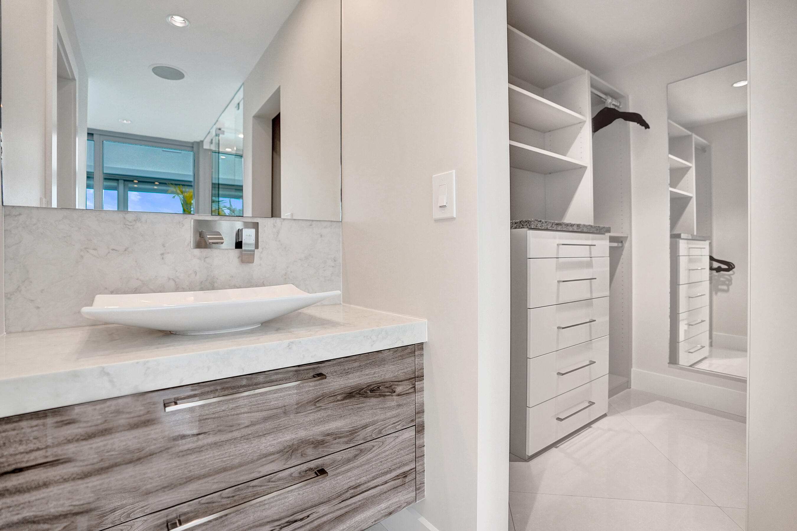2200 SE 21st Fort Lauderdale, FL 33316