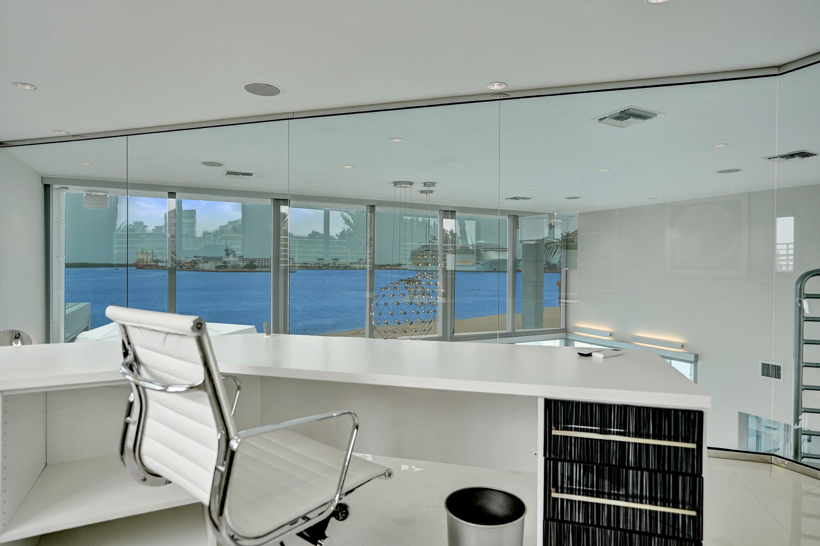 2200 SE 21st Fort Lauderdale, FL 33316