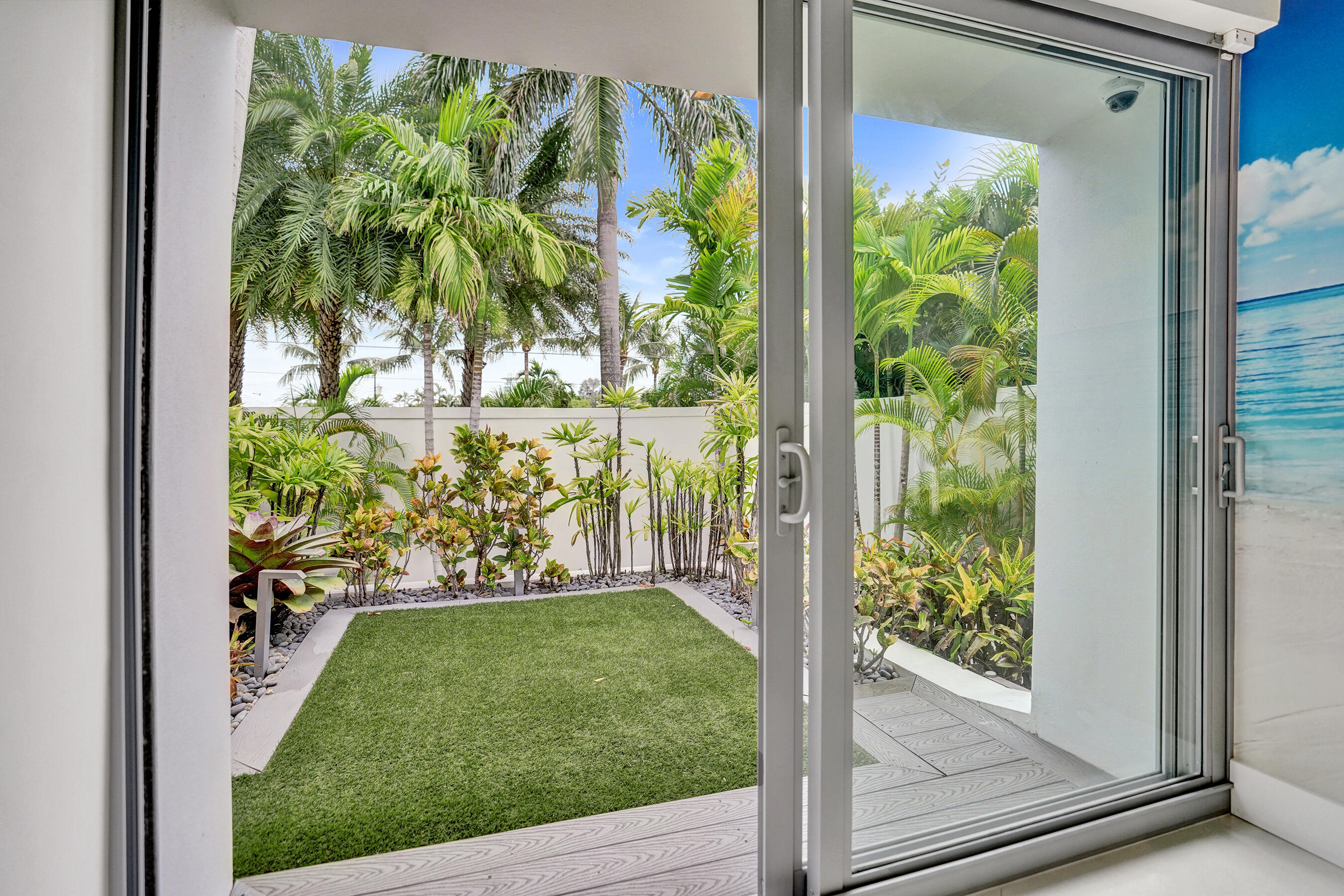 2200 SE 21st Fort Lauderdale, FL 33316