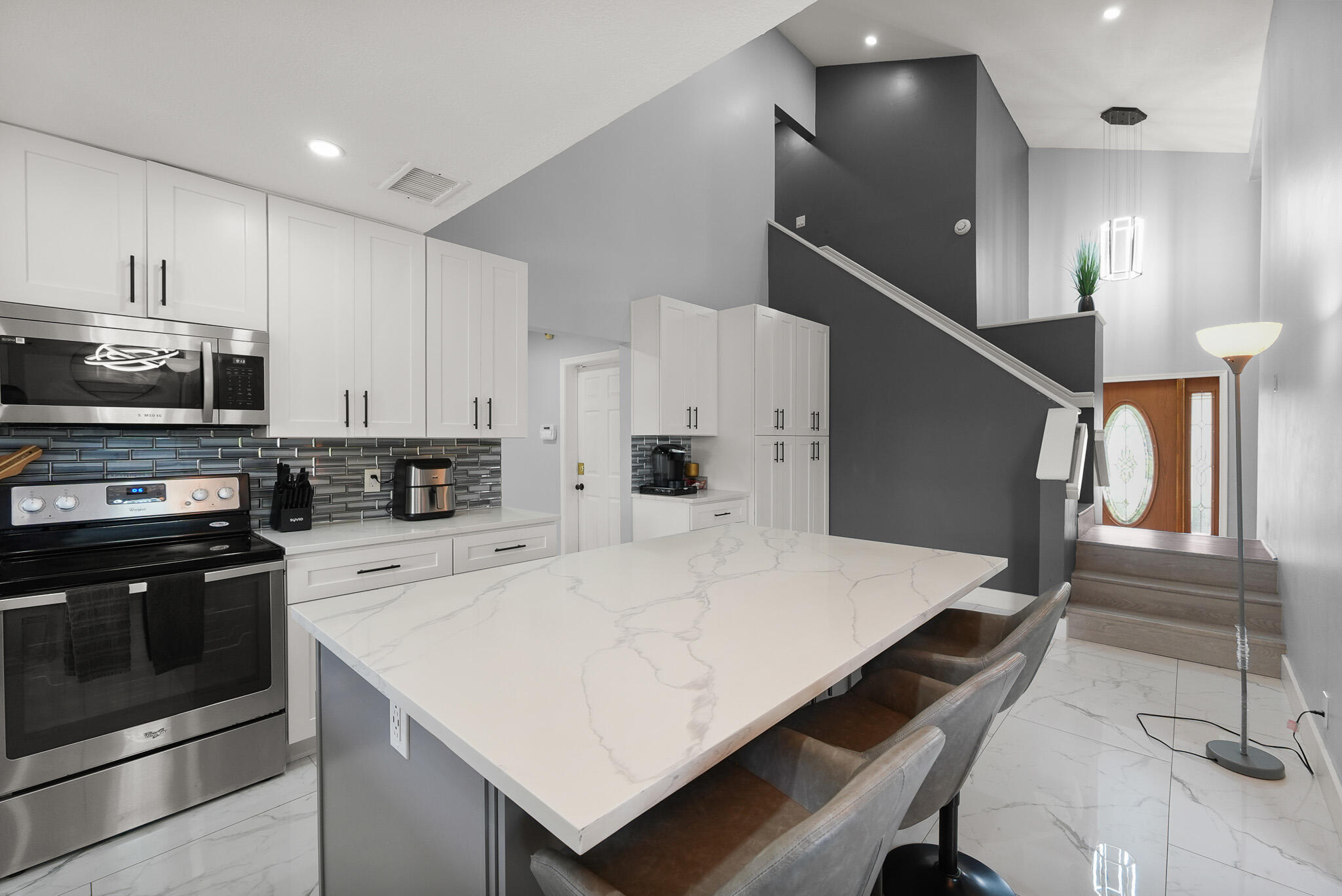 6785 Escondida Lake Clarke Shores, FL 33406