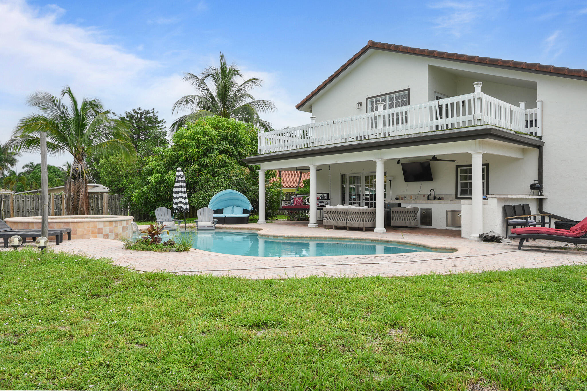 6785 Escondida Lake Clarke Shores, FL 33406