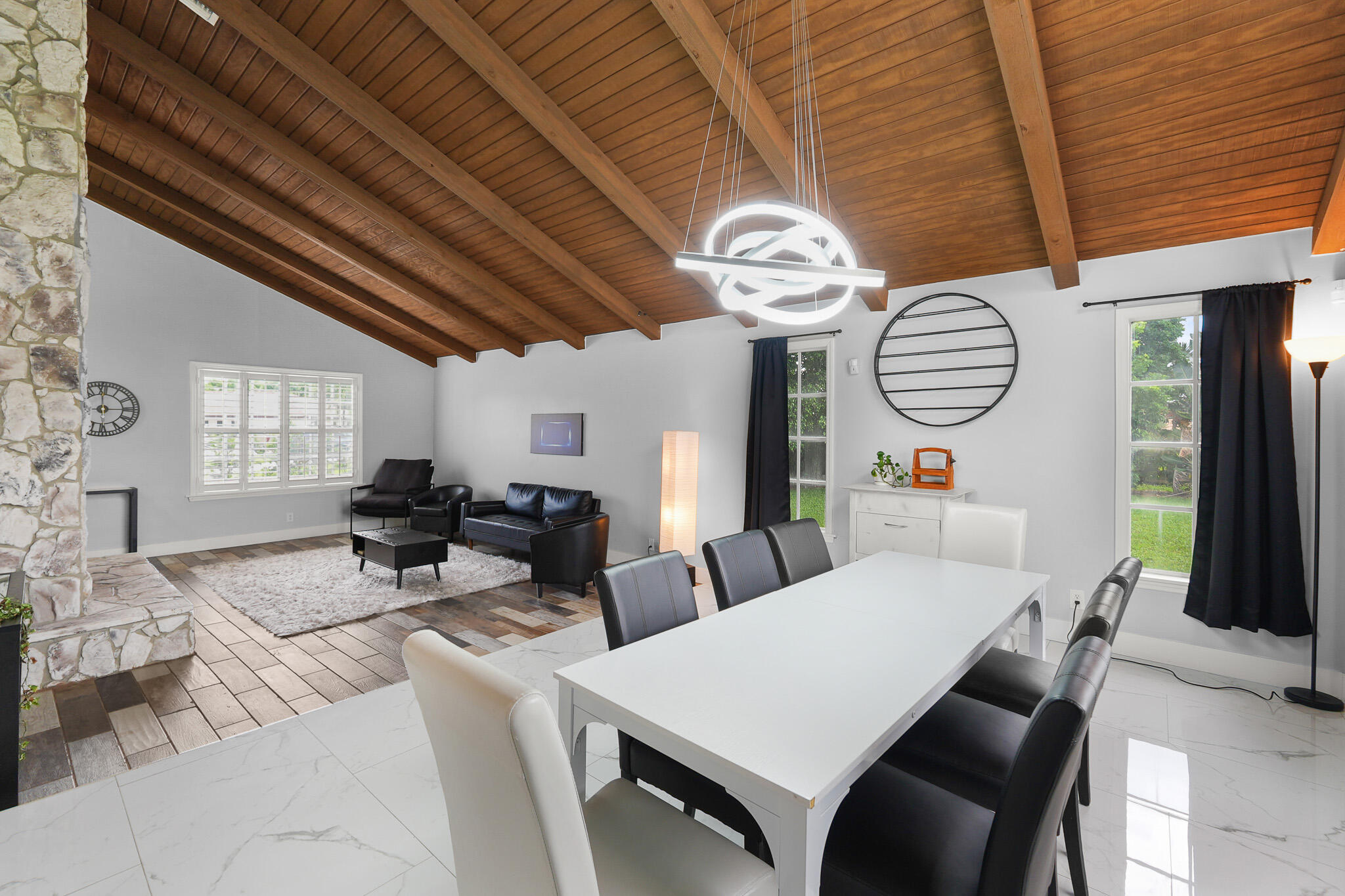 6785 Escondida Lake Clarke Shores, FL 33406