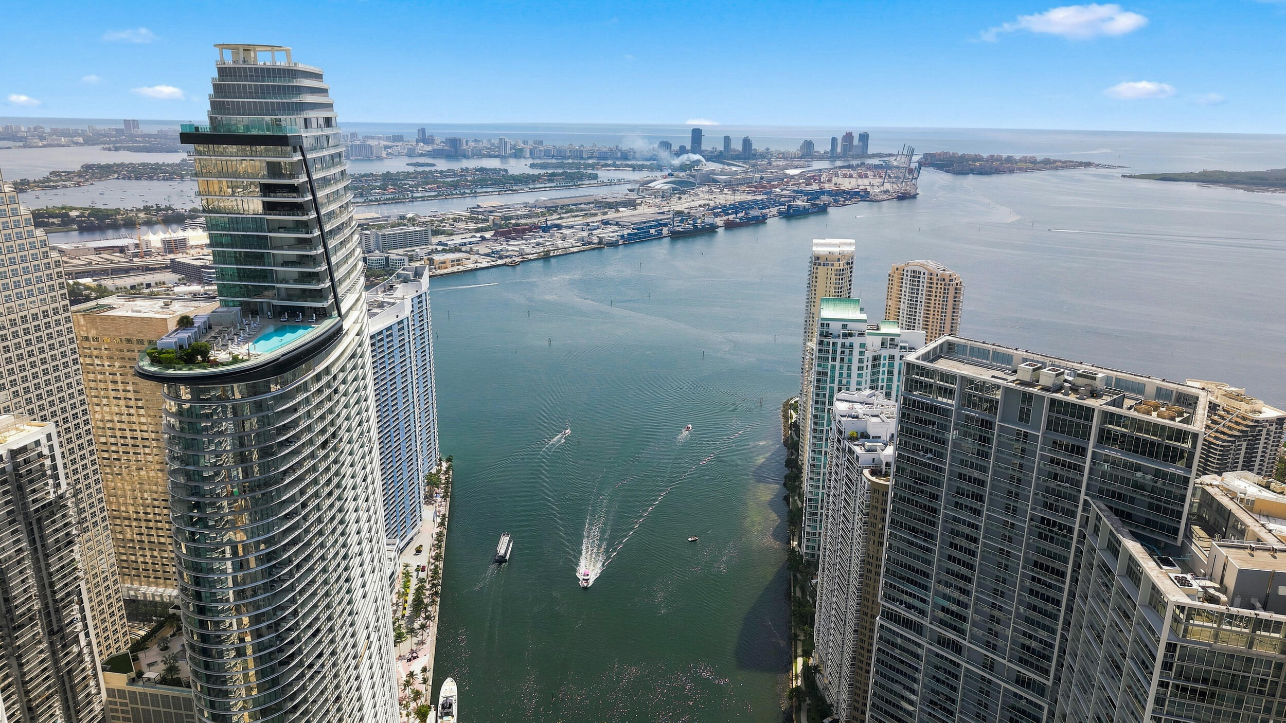465 Brickell #5102 Miami, FL 33131