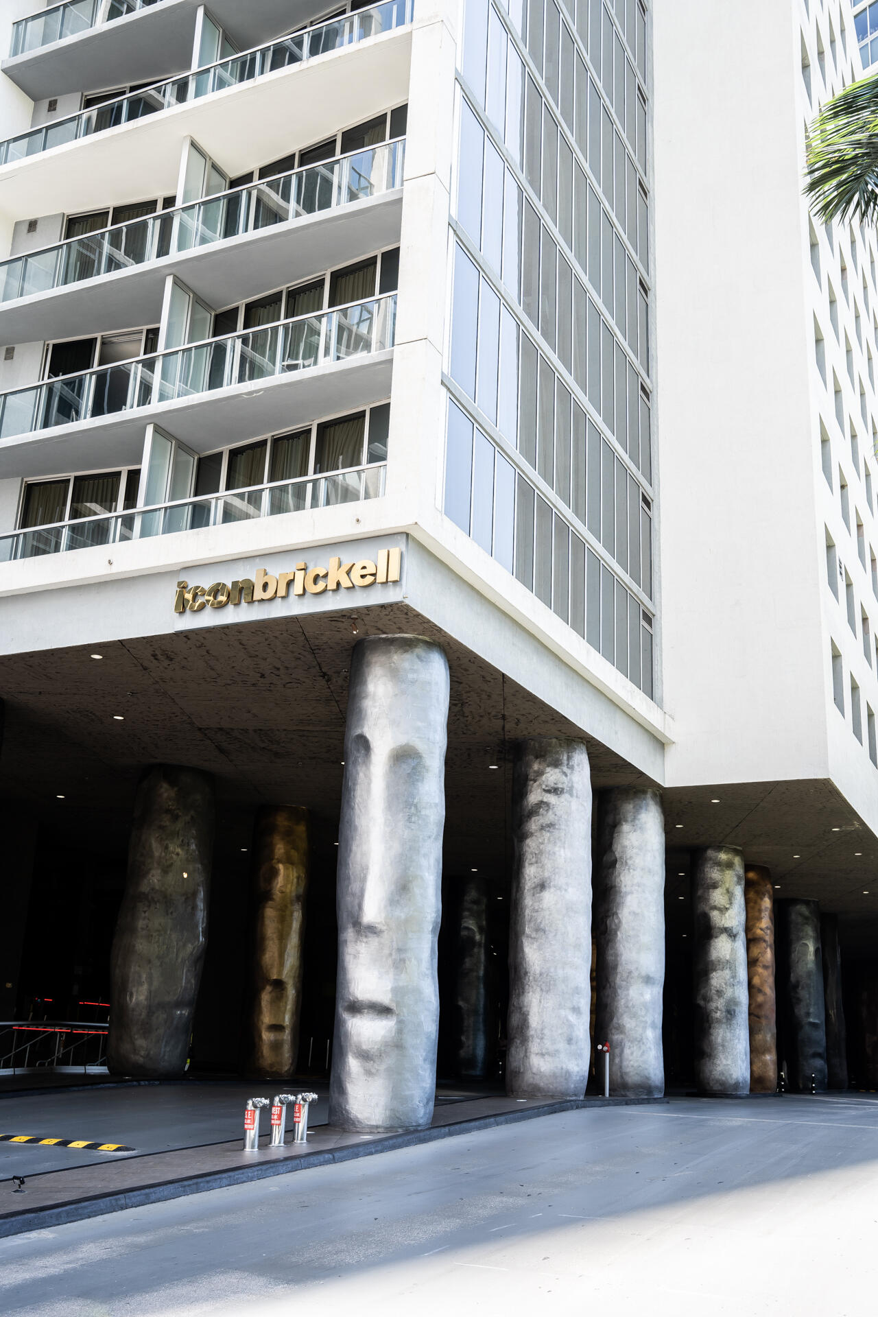465 Brickell #5102 Miami, FL 33131