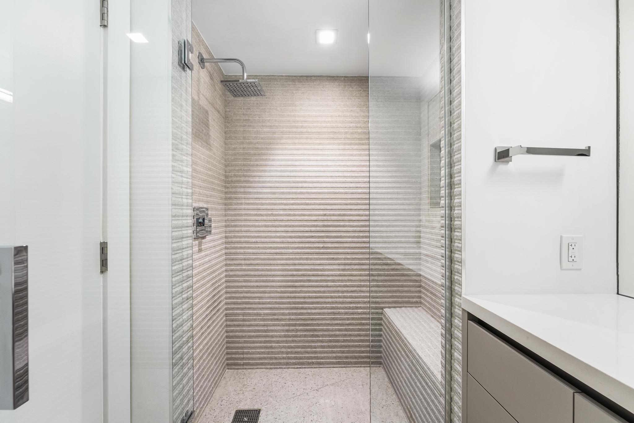 2000 Island #903 Aventura, FL 33160