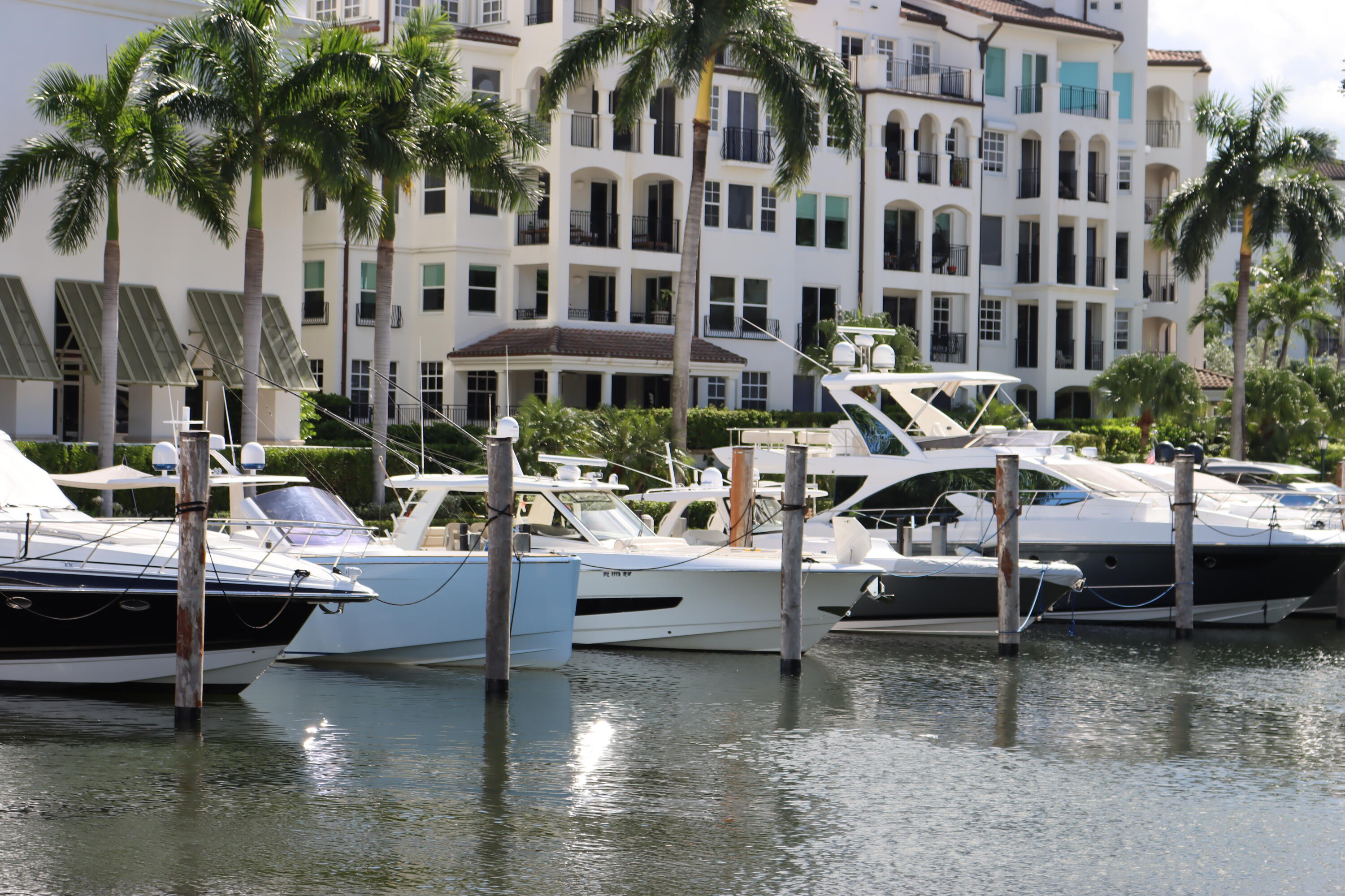 2000 Island #903 Aventura, FL 33160
