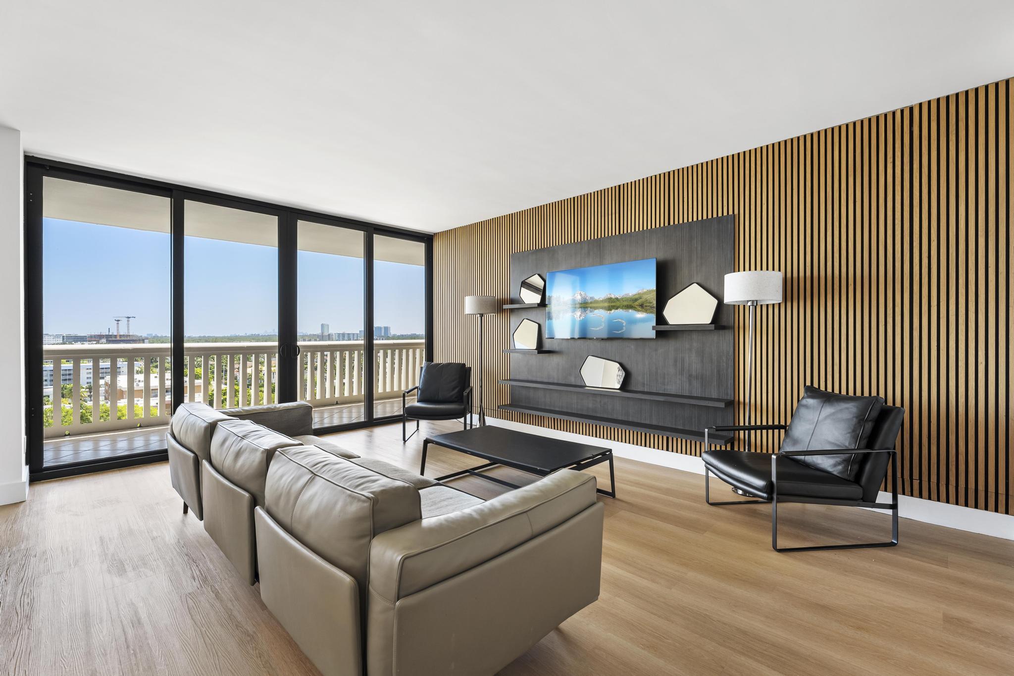 2000 Island #903 Aventura, FL 33160