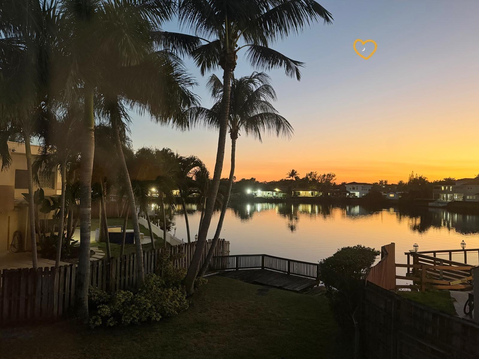 2390 NE 199th St Aventura, FL 33180
