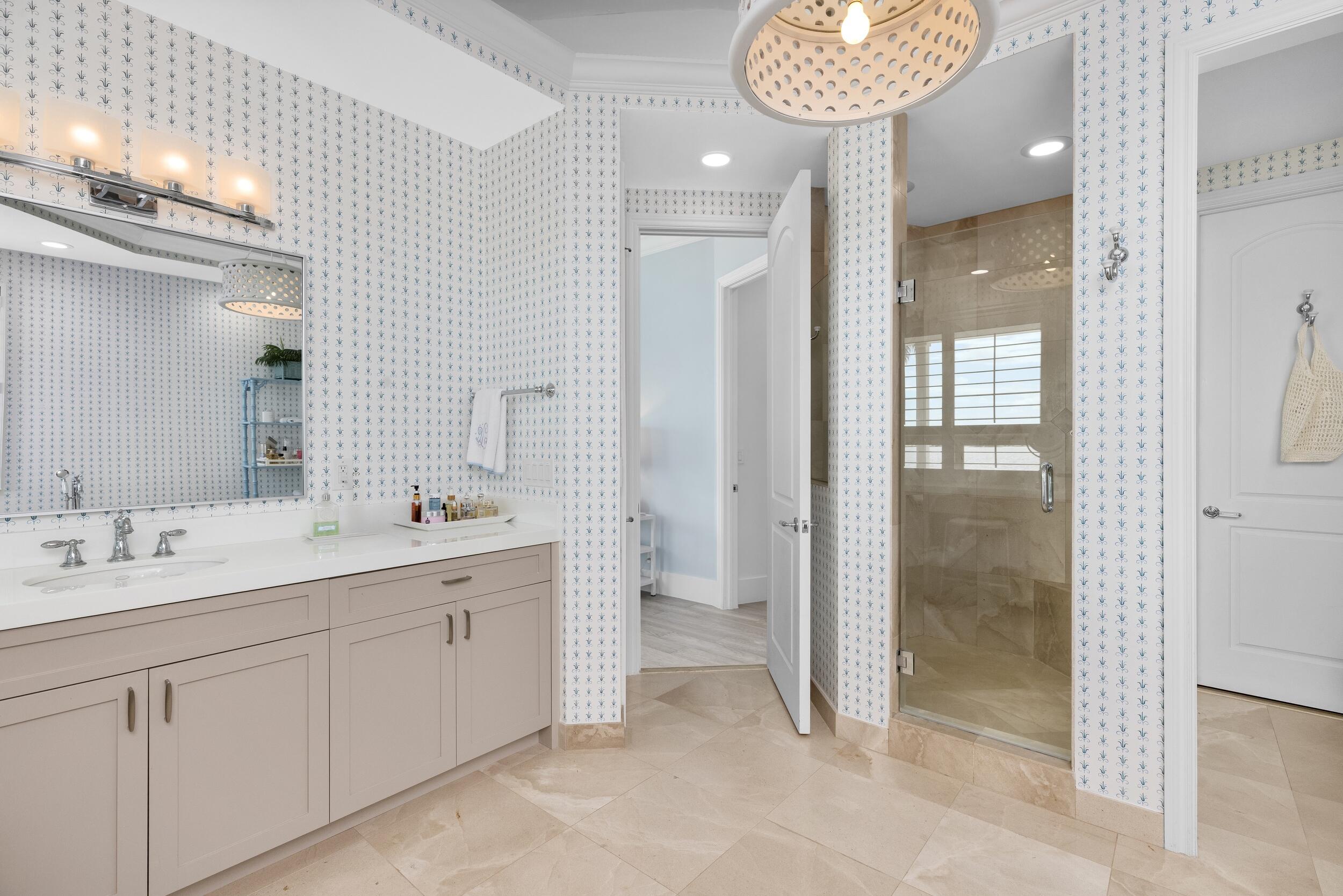6917 S Flagler Dr West Palm Beach, FL 33405