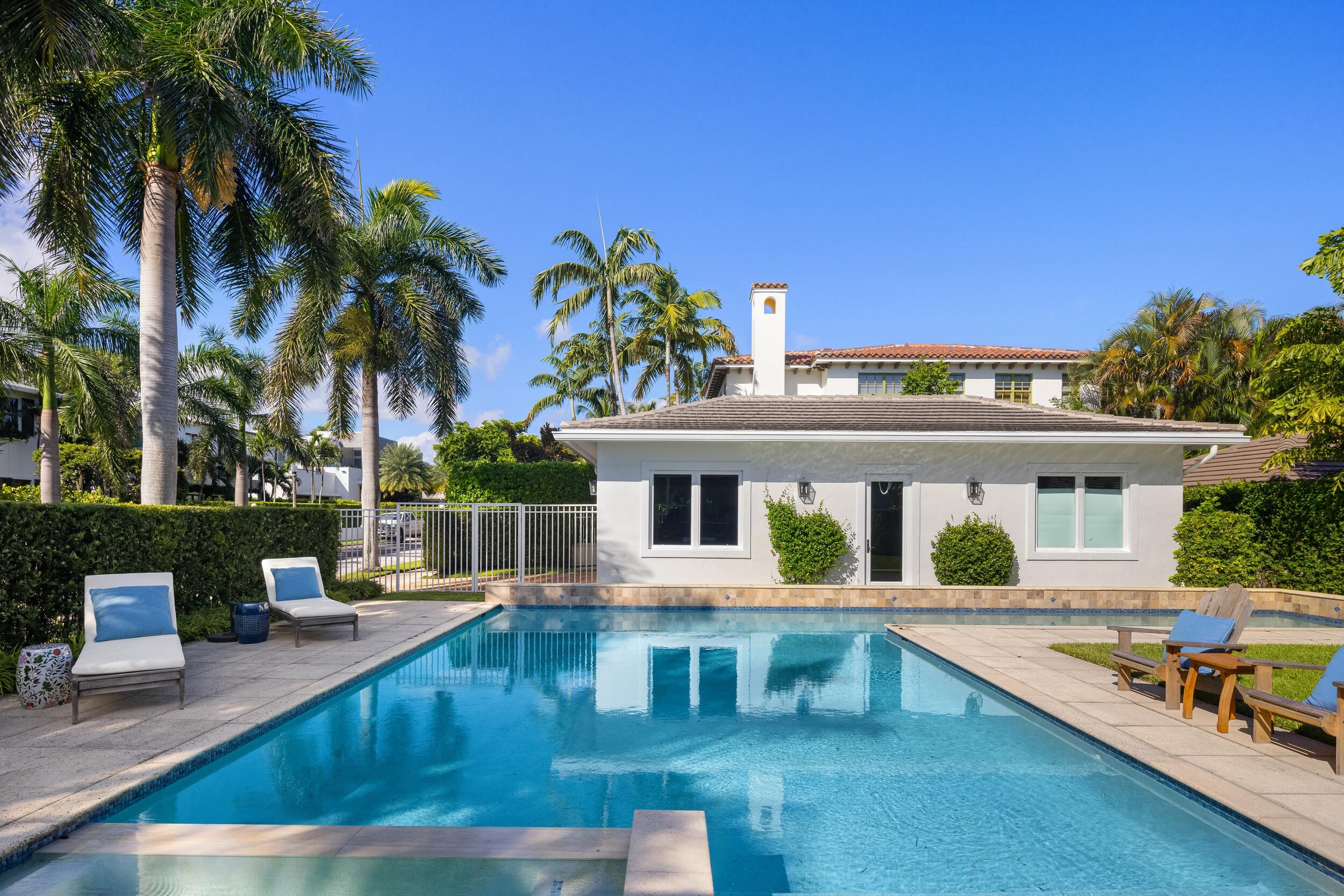 6917 S Flagler Dr West Palm Beach, FL 33405