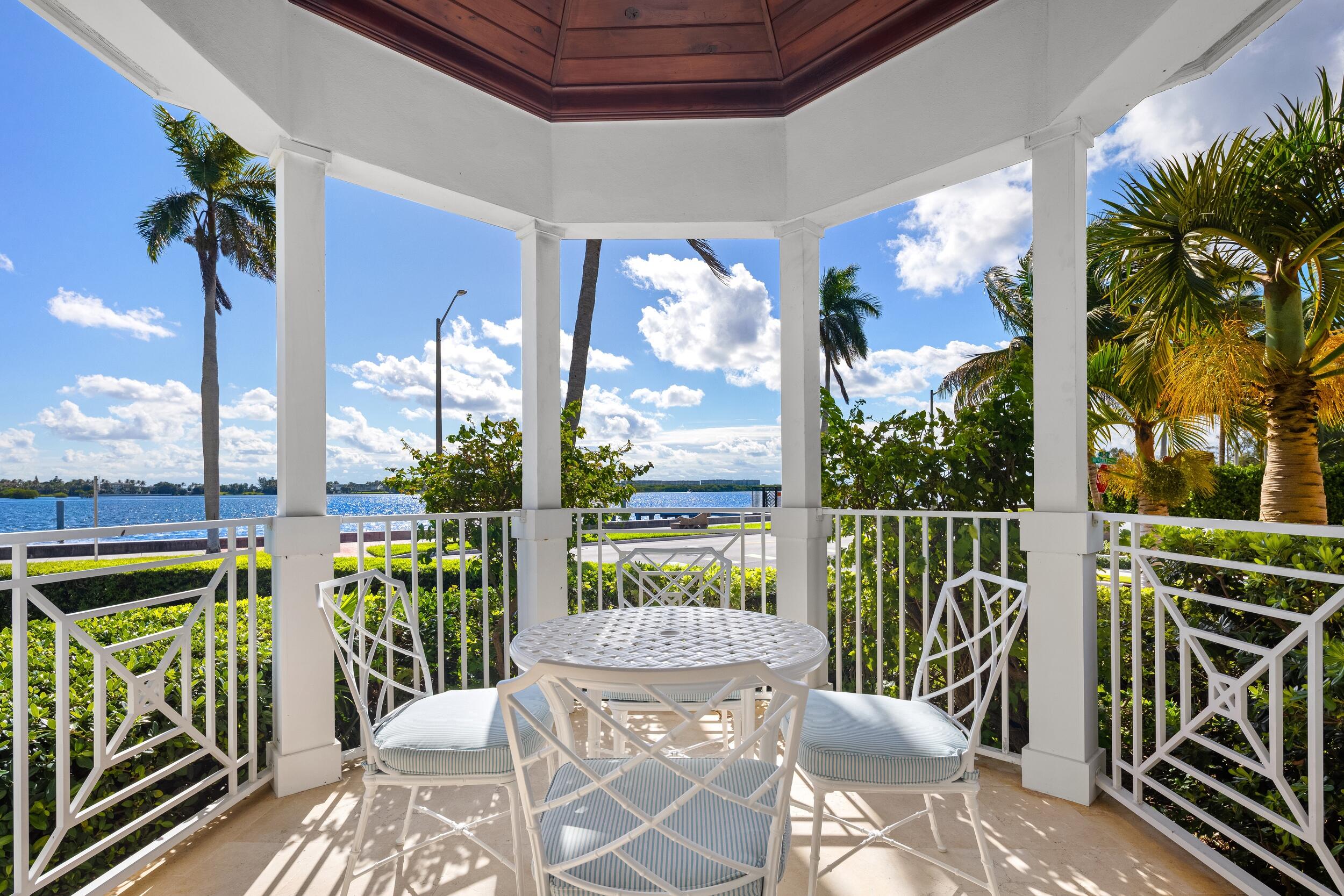 6917 S Flagler Dr West Palm Beach, FL 33405