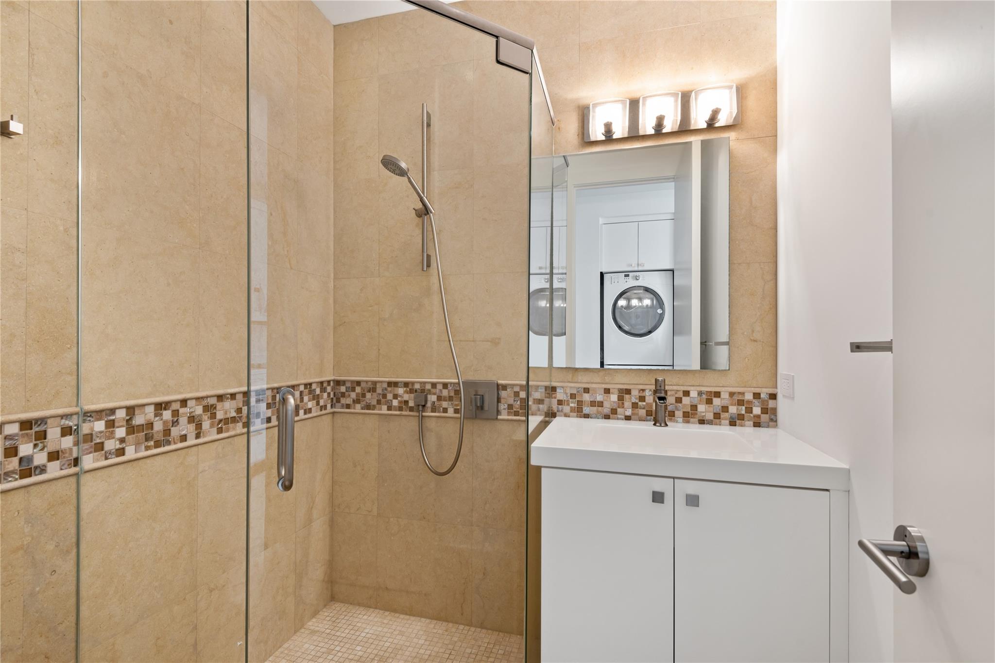 500 Isle Of Capri Dr Fort Lauderdale, FL 33301