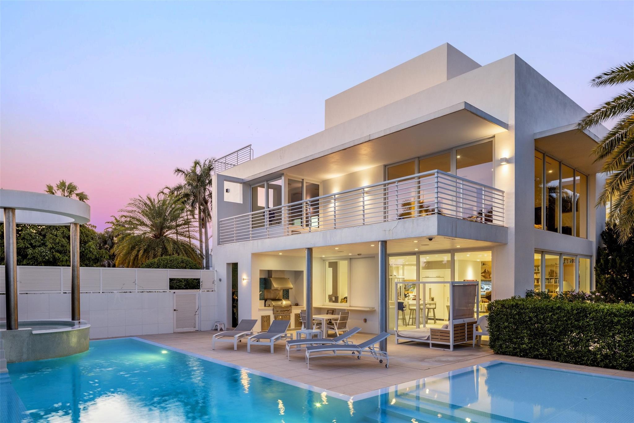 500 Isle Of Capri Dr Fort Lauderdale, FL 33301