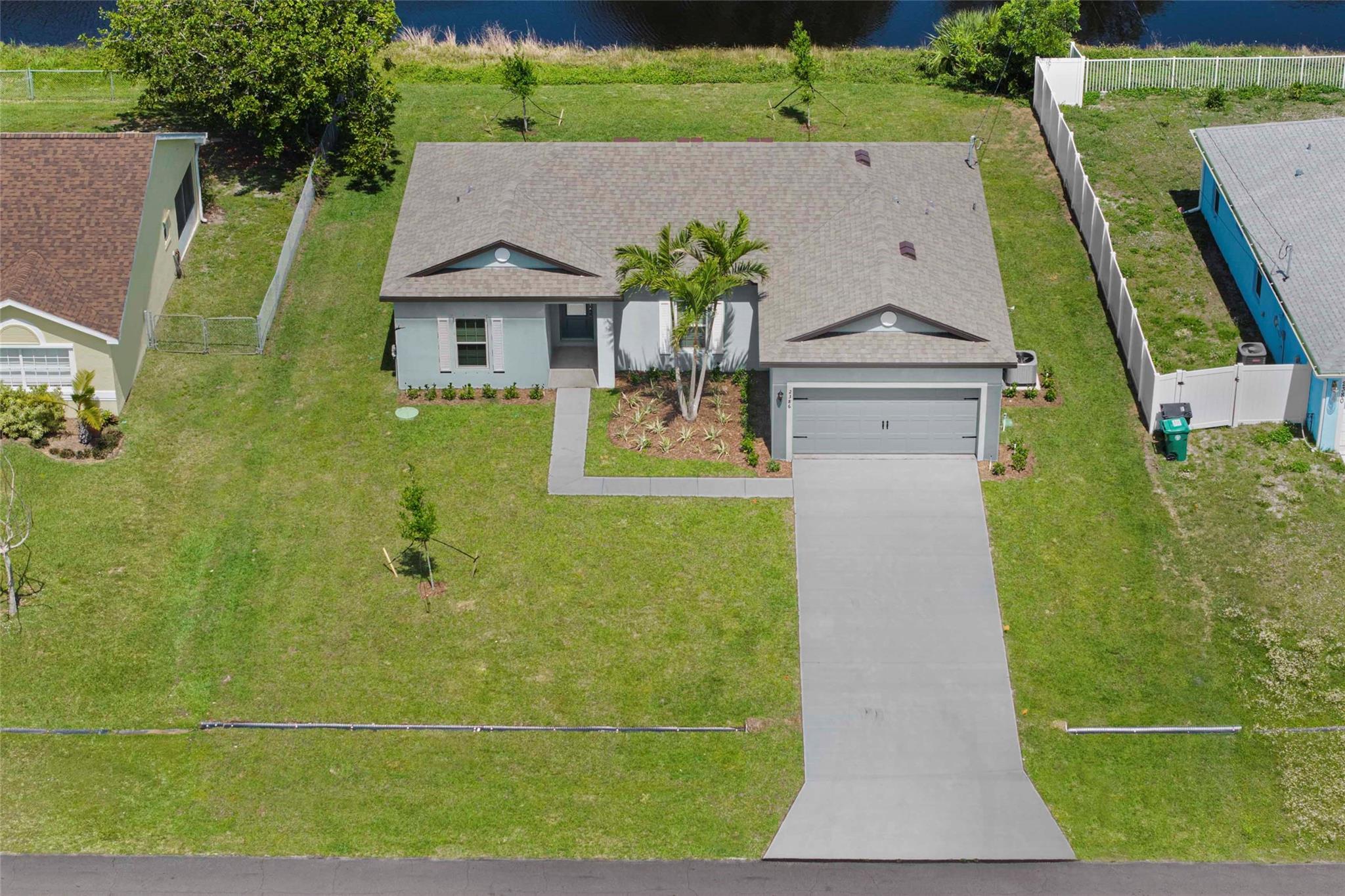2386 Charleston Dr