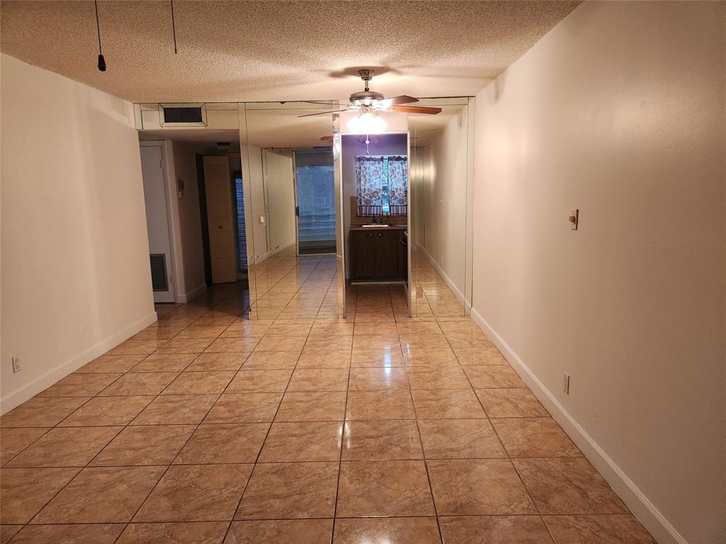 9601 Sunrise Lks Blvd #208