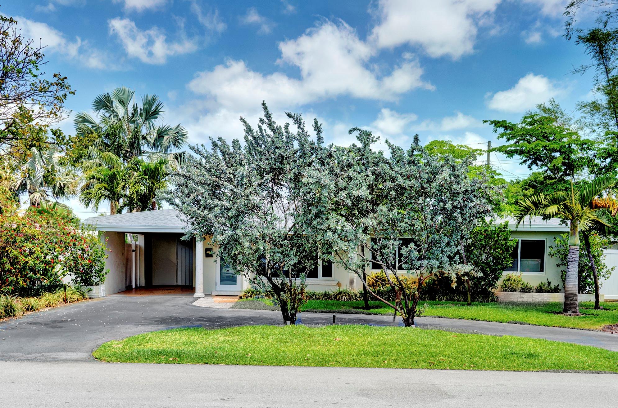81 NW 37th St,Oakland Park, FL 33309
