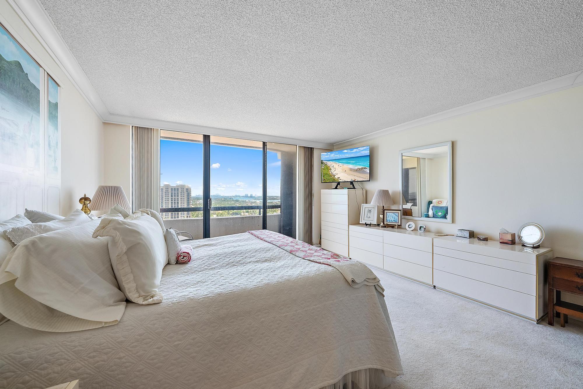 4100 N Ocean Dr #1804 Riviera Beach, FL 33404