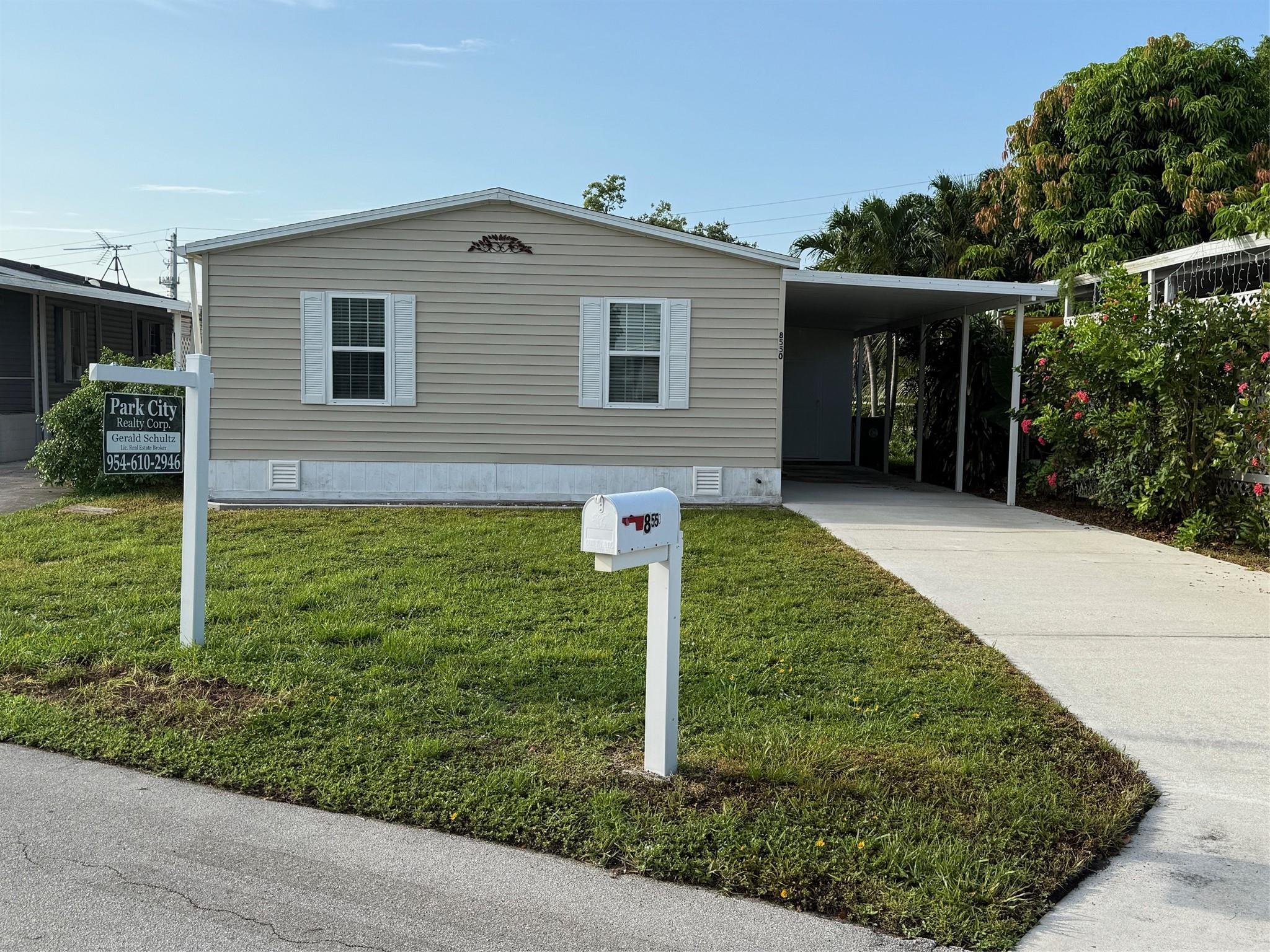 8550 SW 23rd Pl