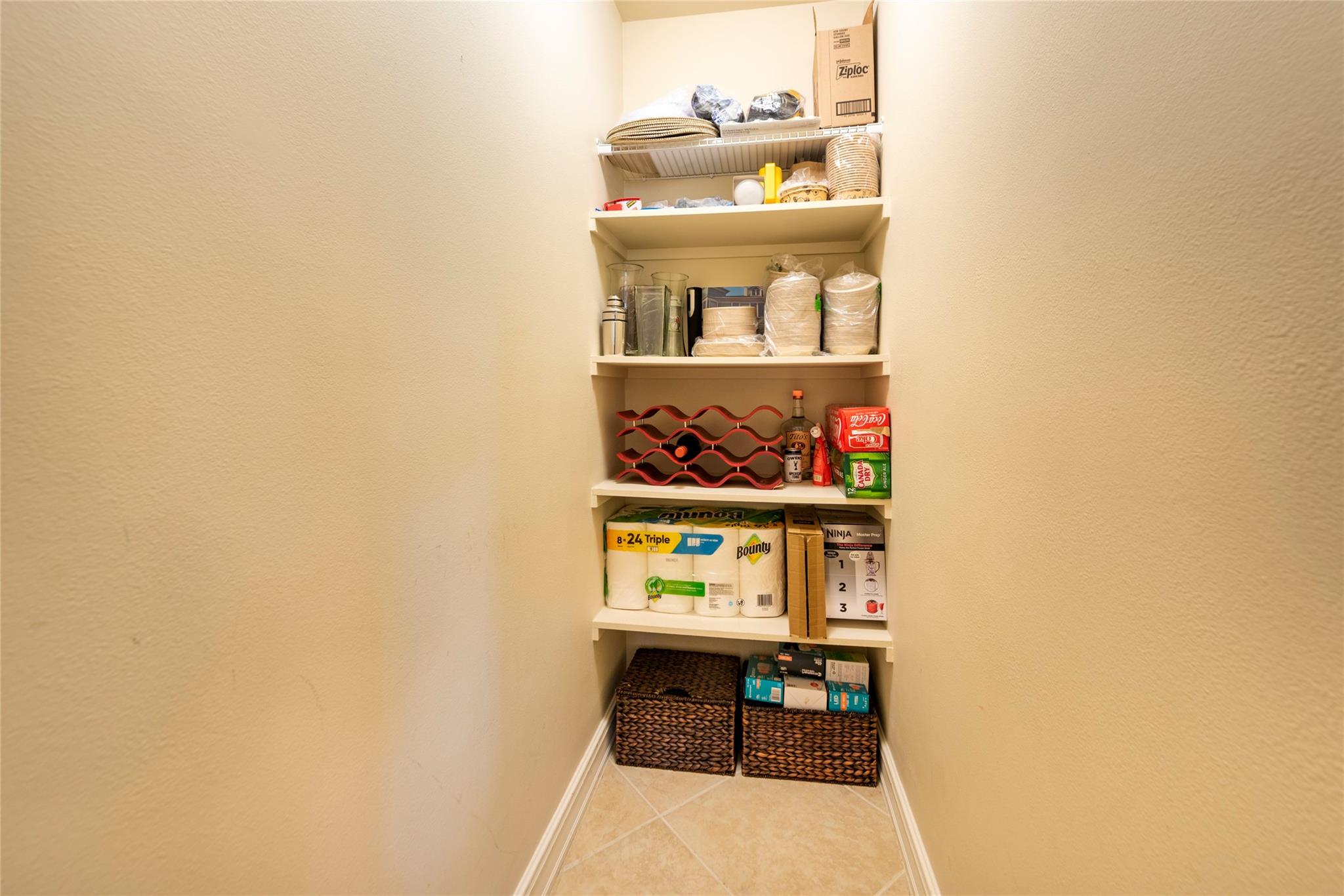 16135 Emerald Estates Dr #272 Weston, FL 33331