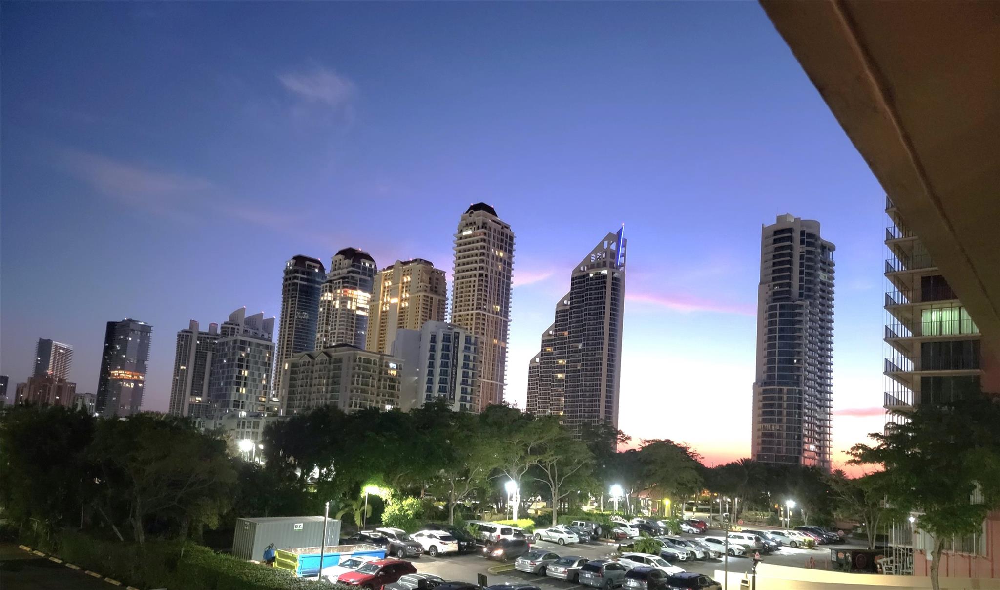image Winston Tower 30028
