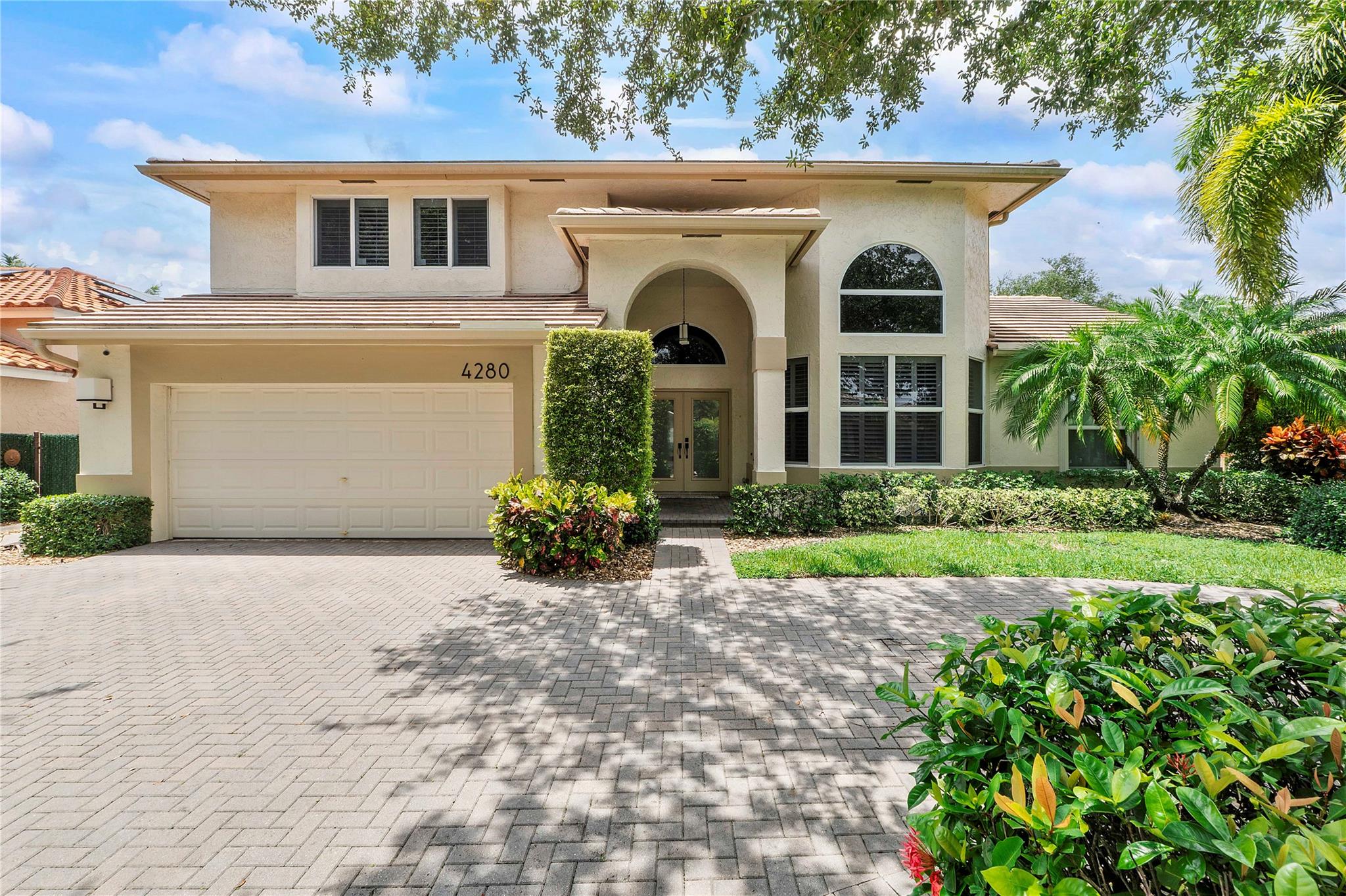 4280 NW 53rd Ct