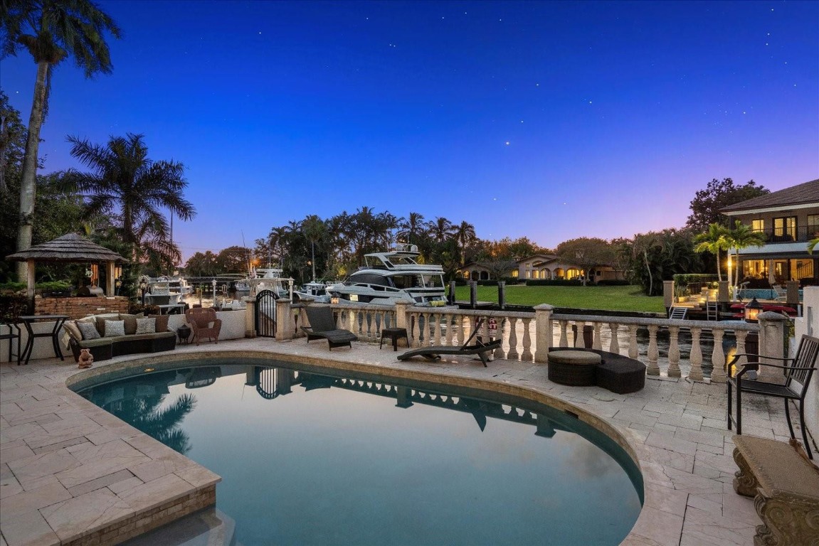 1421 Ponce De Leon Fort Lauderdale, FL 33316