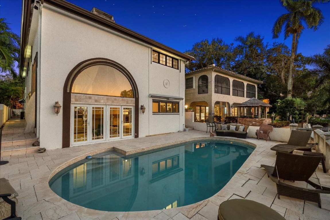 1421 Ponce De Leon Fort Lauderdale, FL 33316