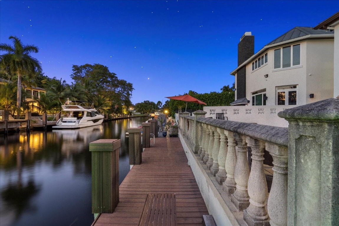 1421 Ponce De Leon Fort Lauderdale, FL 33316