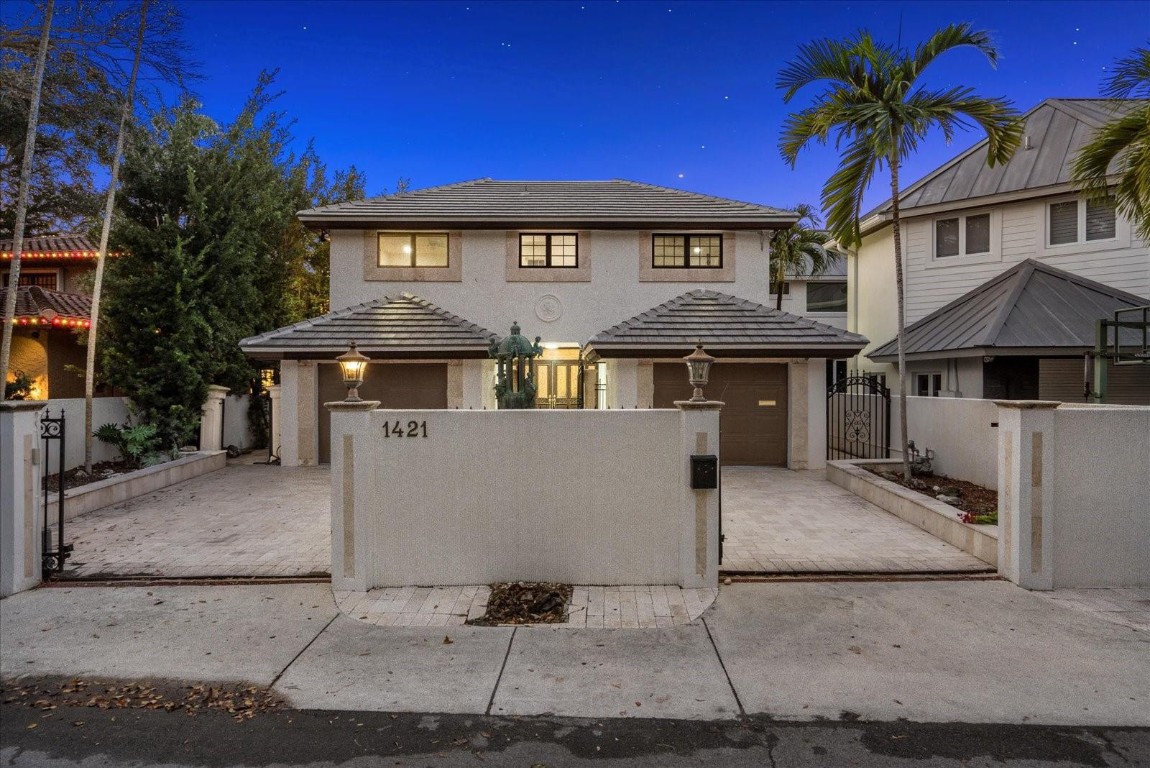 1421 Ponce De Leon Fort Lauderdale, FL 33316