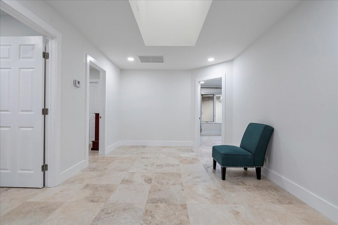 1421 Ponce De Leon Fort Lauderdale, FL 33316