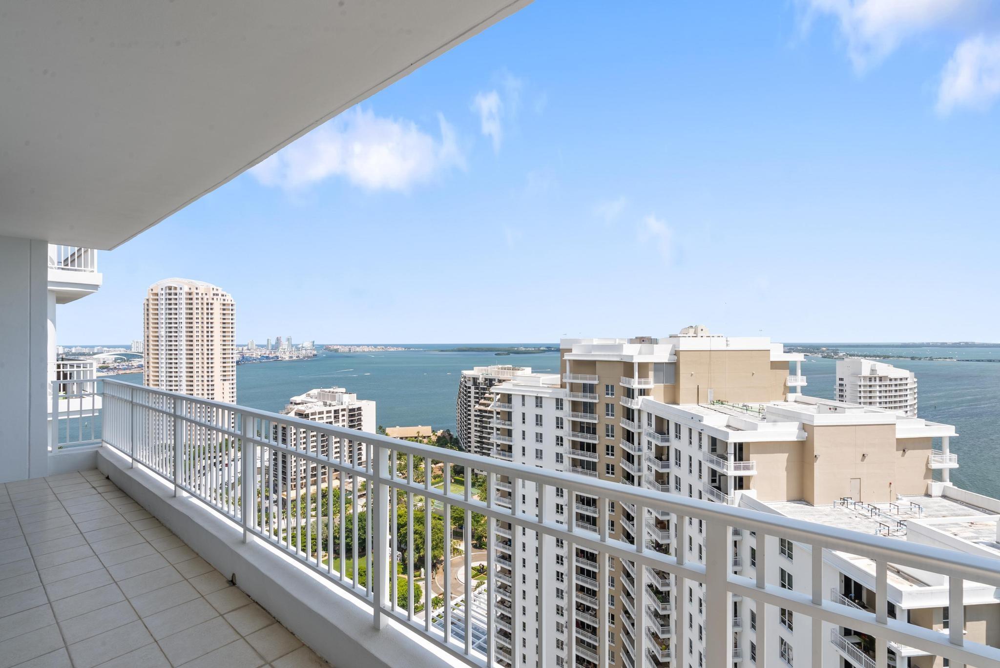 image The Courts Brickell Key1