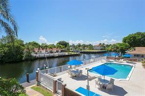 2800 NE 14th St Cswy #203